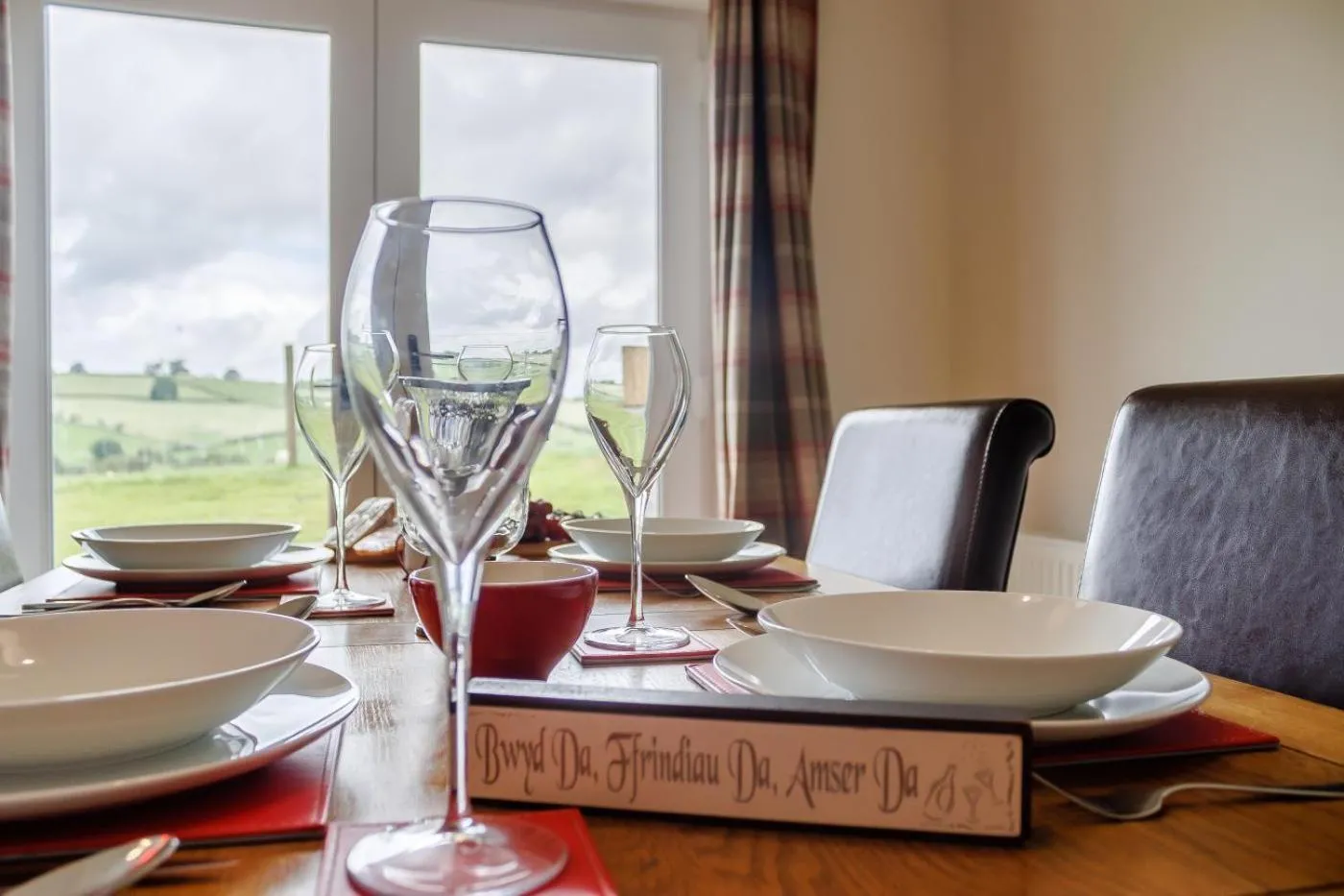3 Bed in Bala oc-bow26