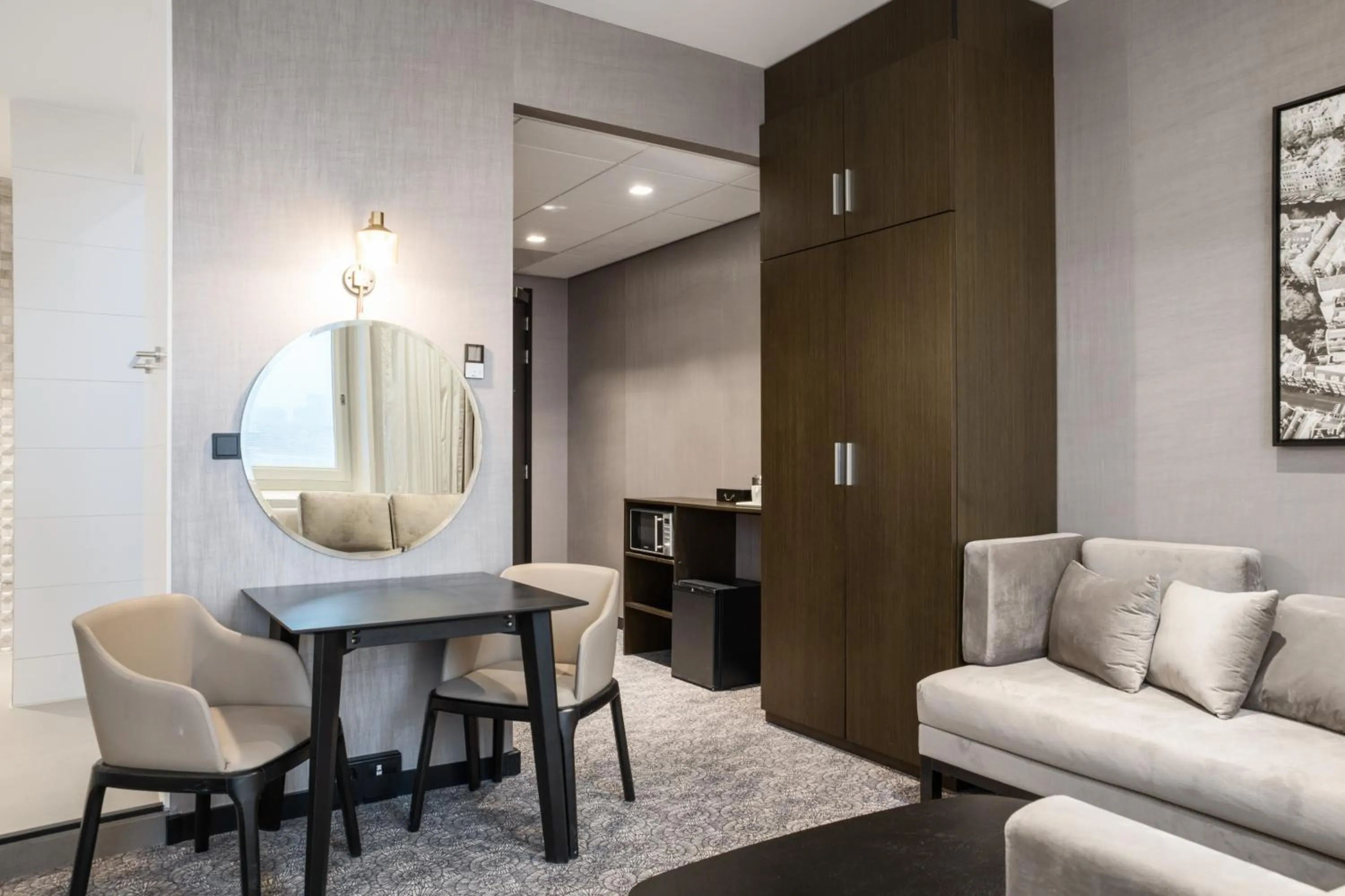 Living room in Radisson Hotel & Suites Amsterdam South