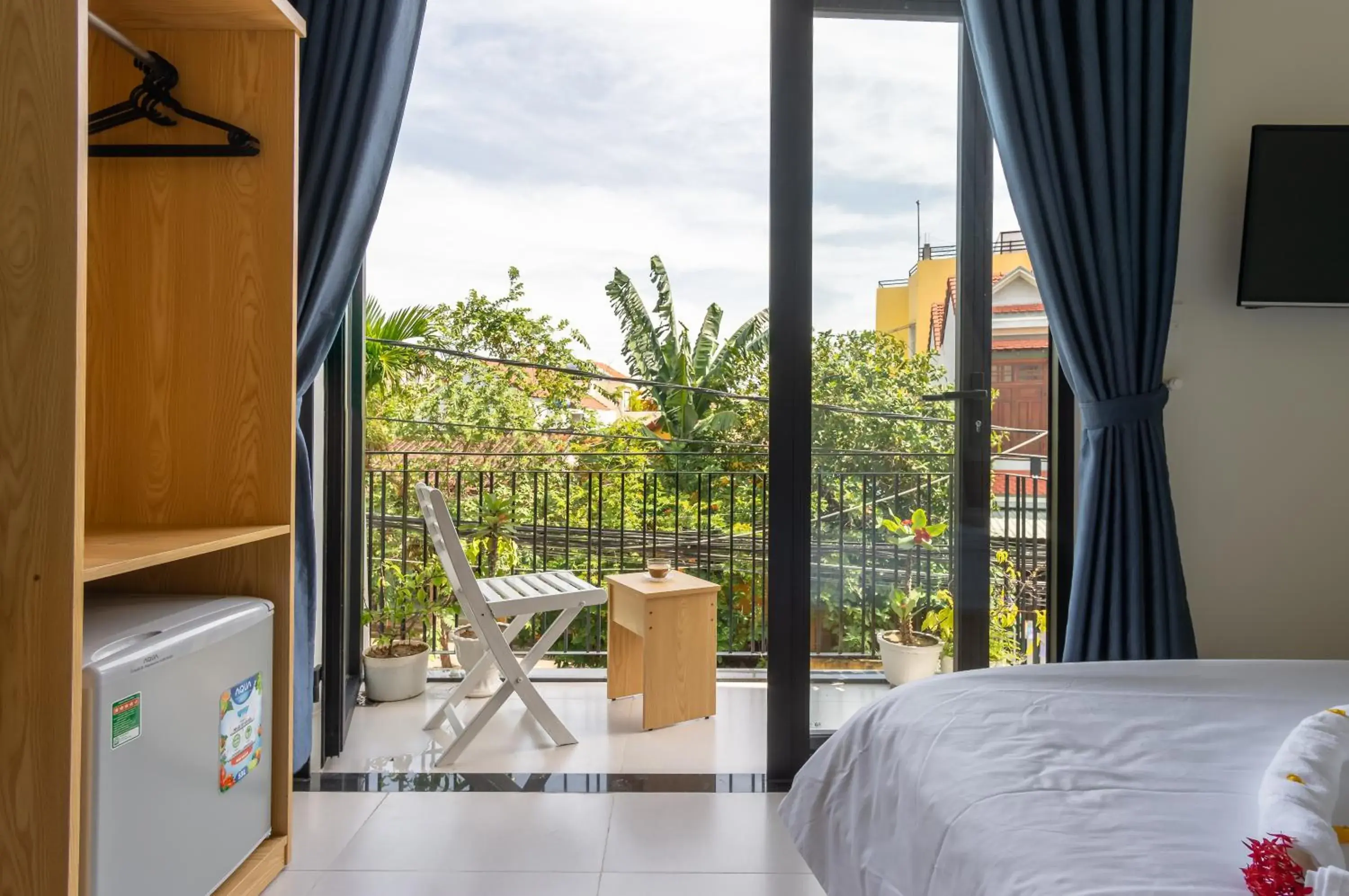 Deluxe Double Room with Balcony in D Central Hoi An Homestay Deluxe Double Room with Balcony in D Central Hoi An Homestay