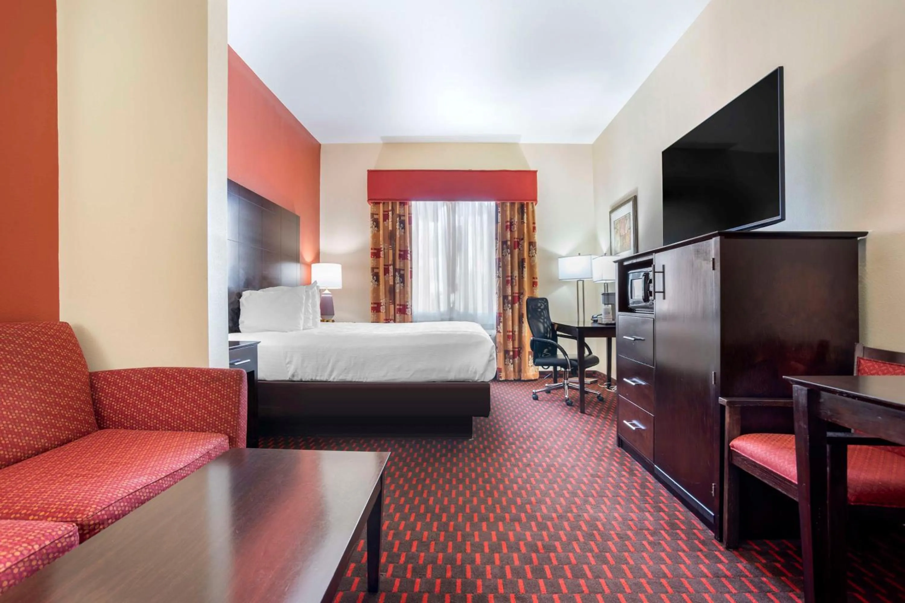 Bedroom, Bed in Best Western Plus Flowood Inn & Suites