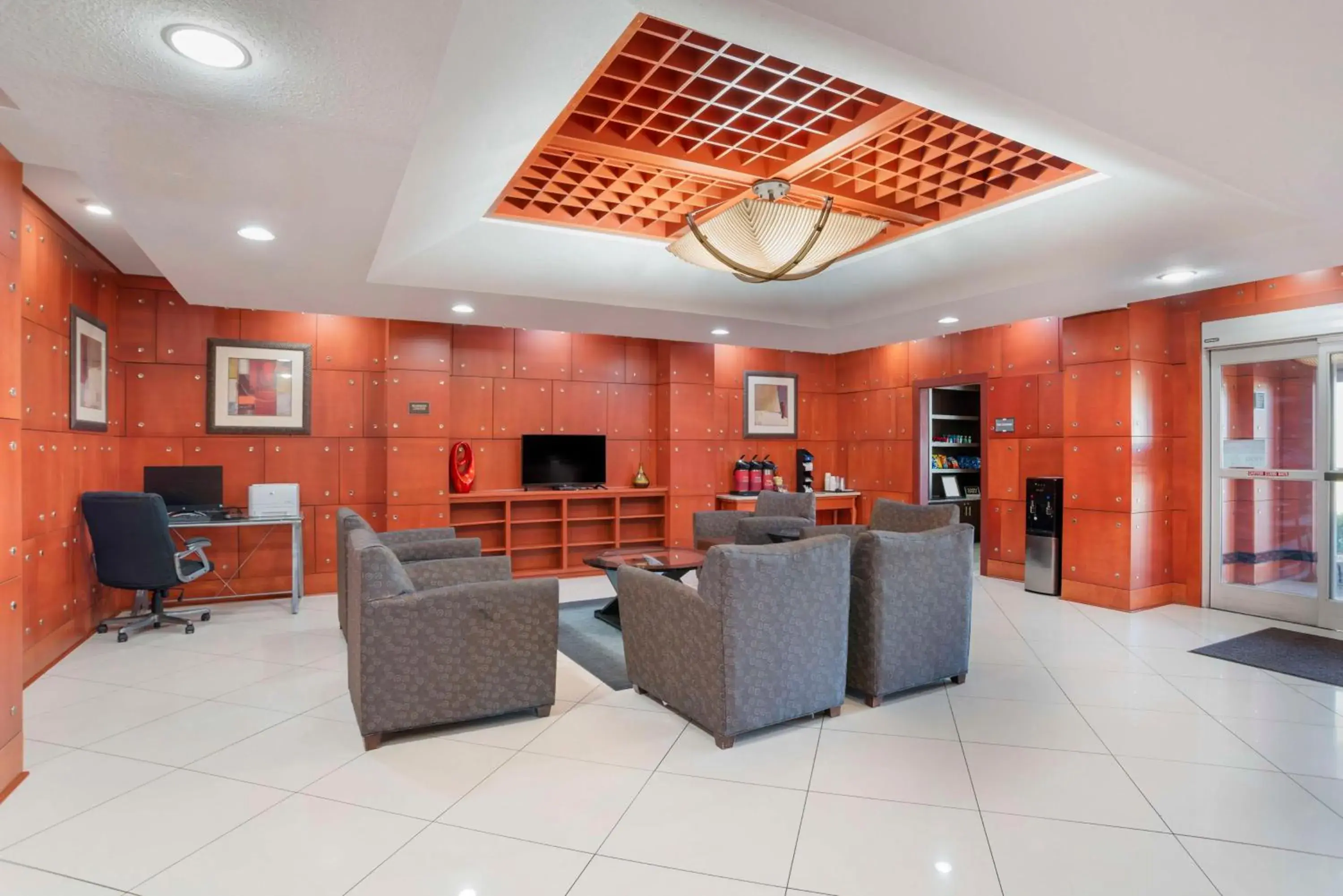 Lobby or reception in Best Western Plus Flowood Inn & Suites Lobby or reception in Best Western Plus Flowood Inn & Suites