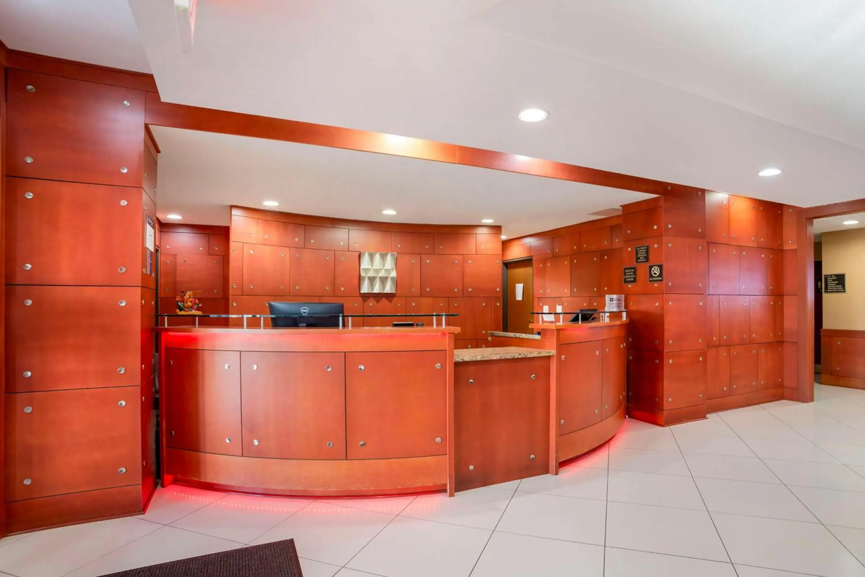 Lobby or reception in Best Western Plus Flowood Inn & Suites Lobby or reception in Best Western Plus Flowood Inn & Suites