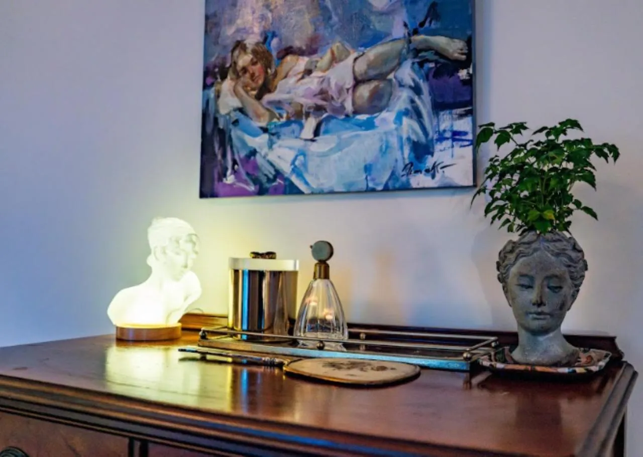 Decorative detail in Twin Gables of Woodstock