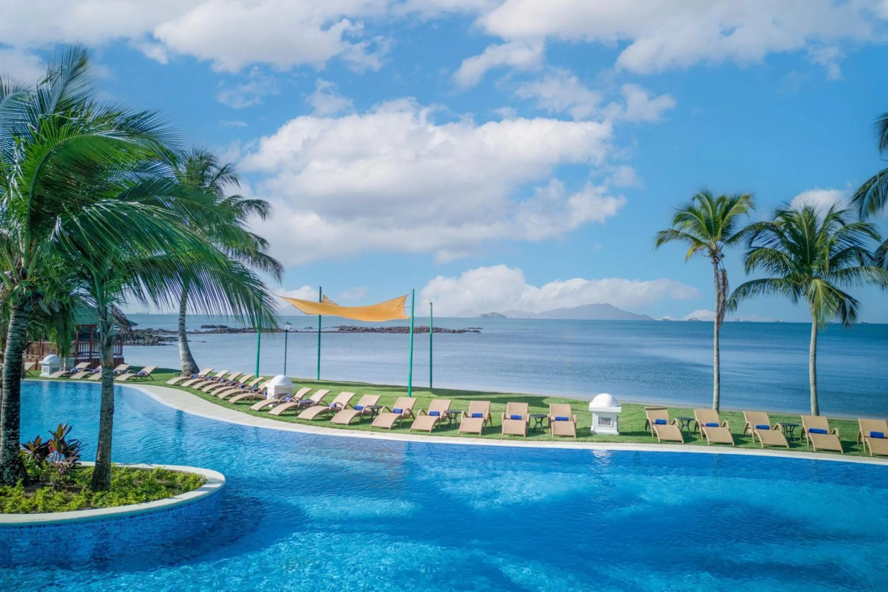 Swimming pool in The Westin Playa Bonita Panama