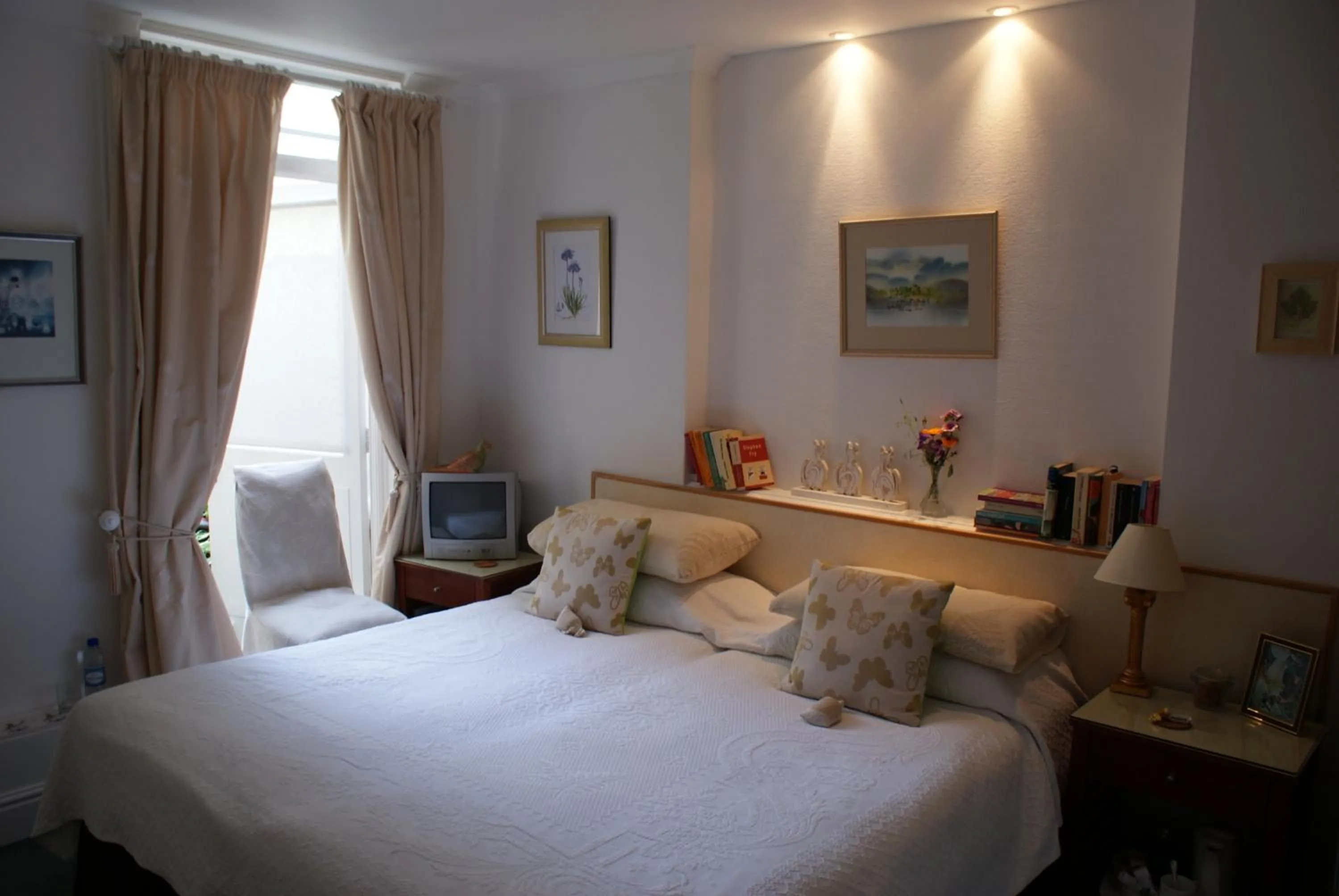 Bed in The Norwood Guest House