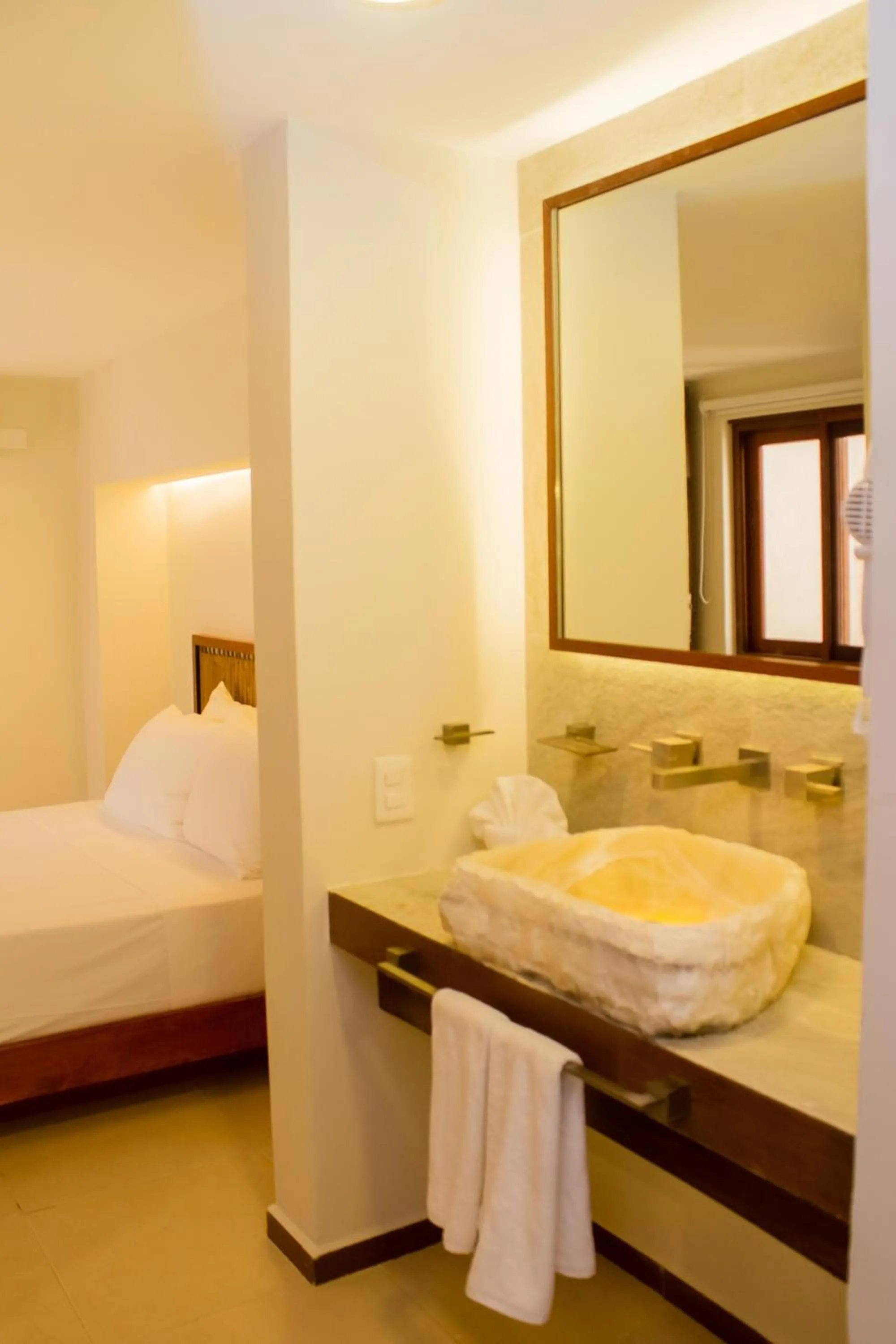 Bed in Hotel Azul Maya