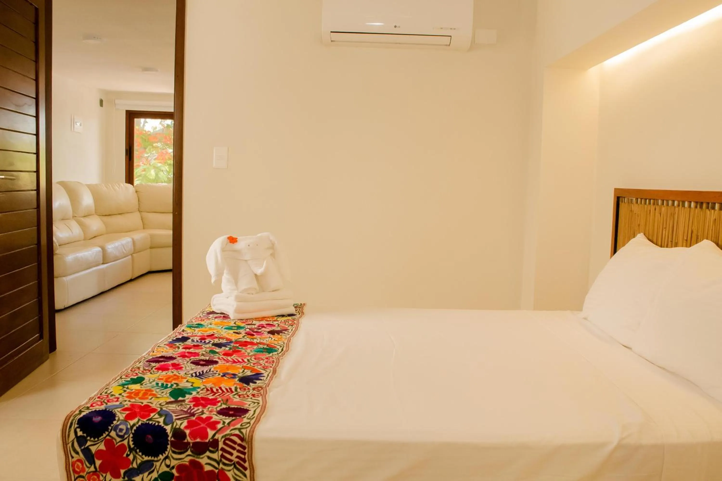 Bed in Hotel Azul Maya