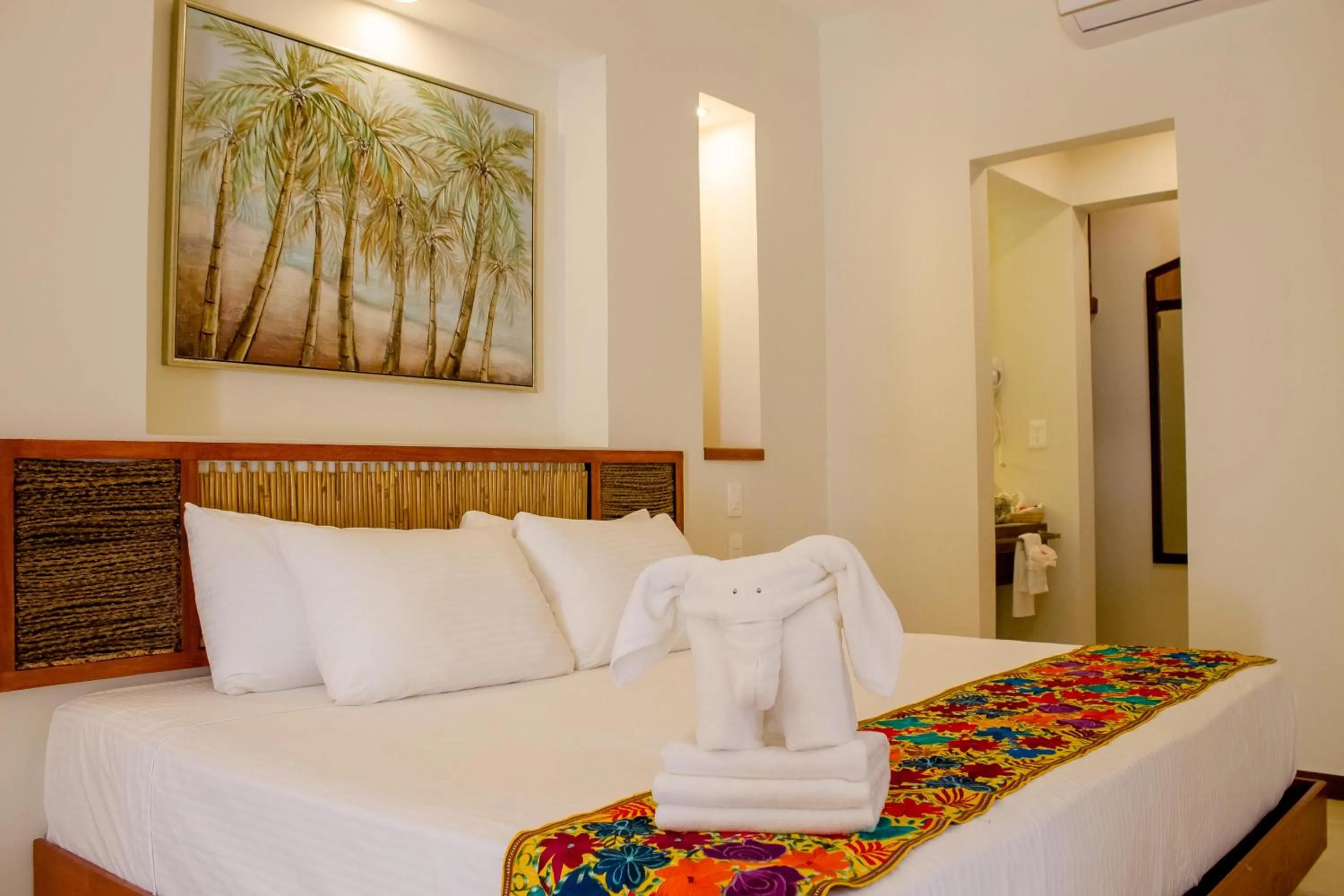 Bed in Hotel Azul Maya