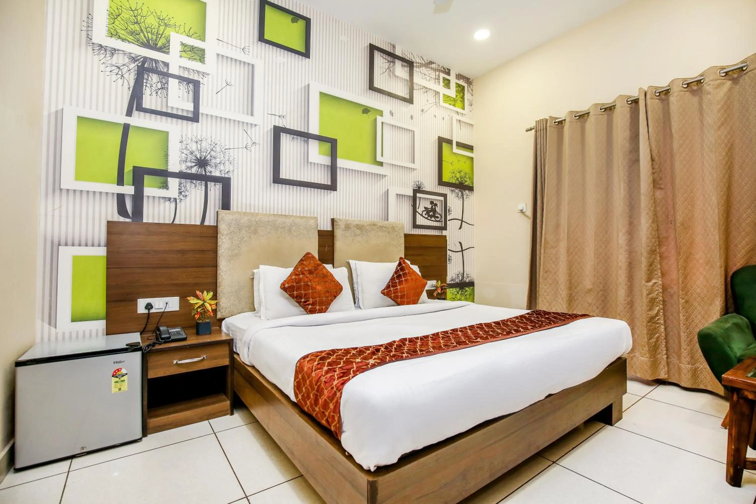 Bed in Hotel Karan Residency - 5 Min Walk From Golden Temple