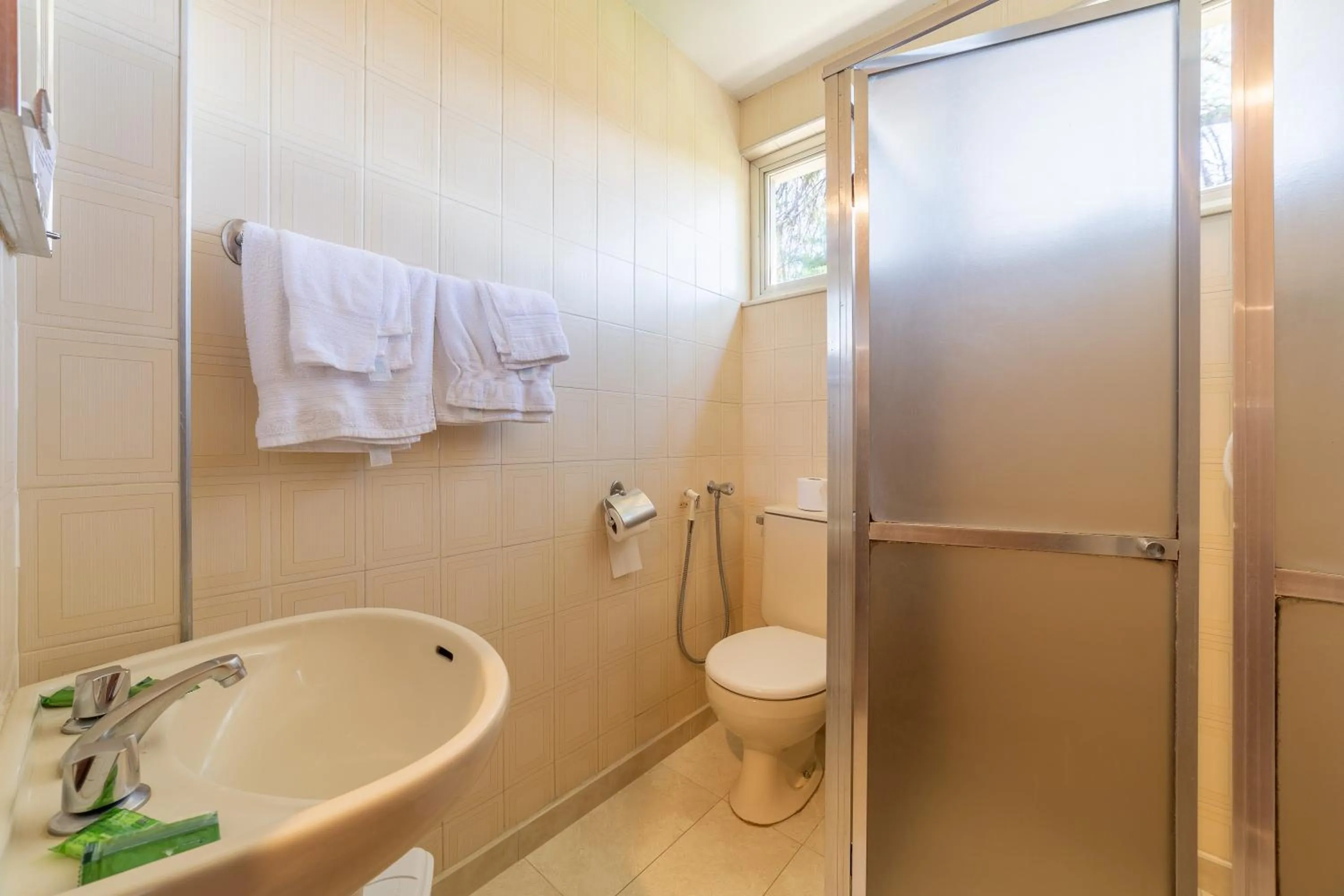 Shower in Hotel Solaris