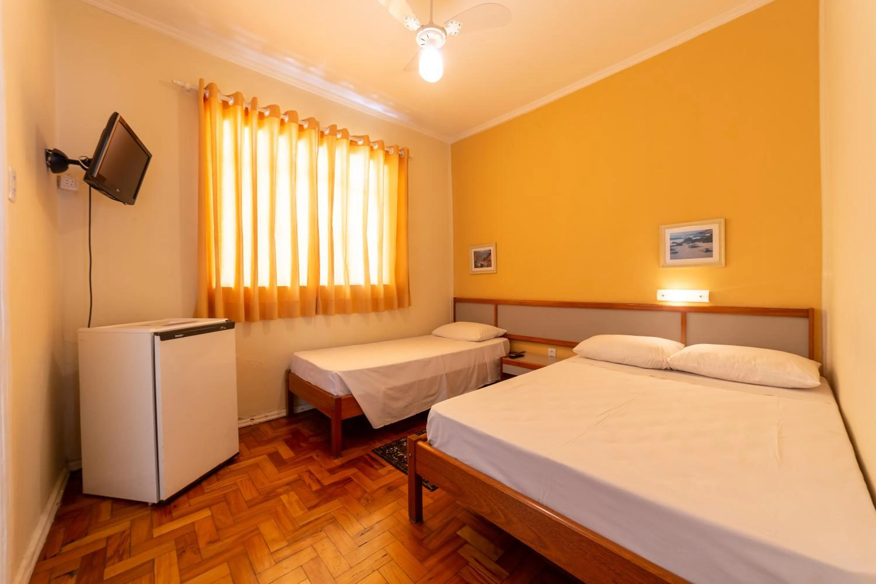 Photo of the whole room, Bed in Hotel Solaris