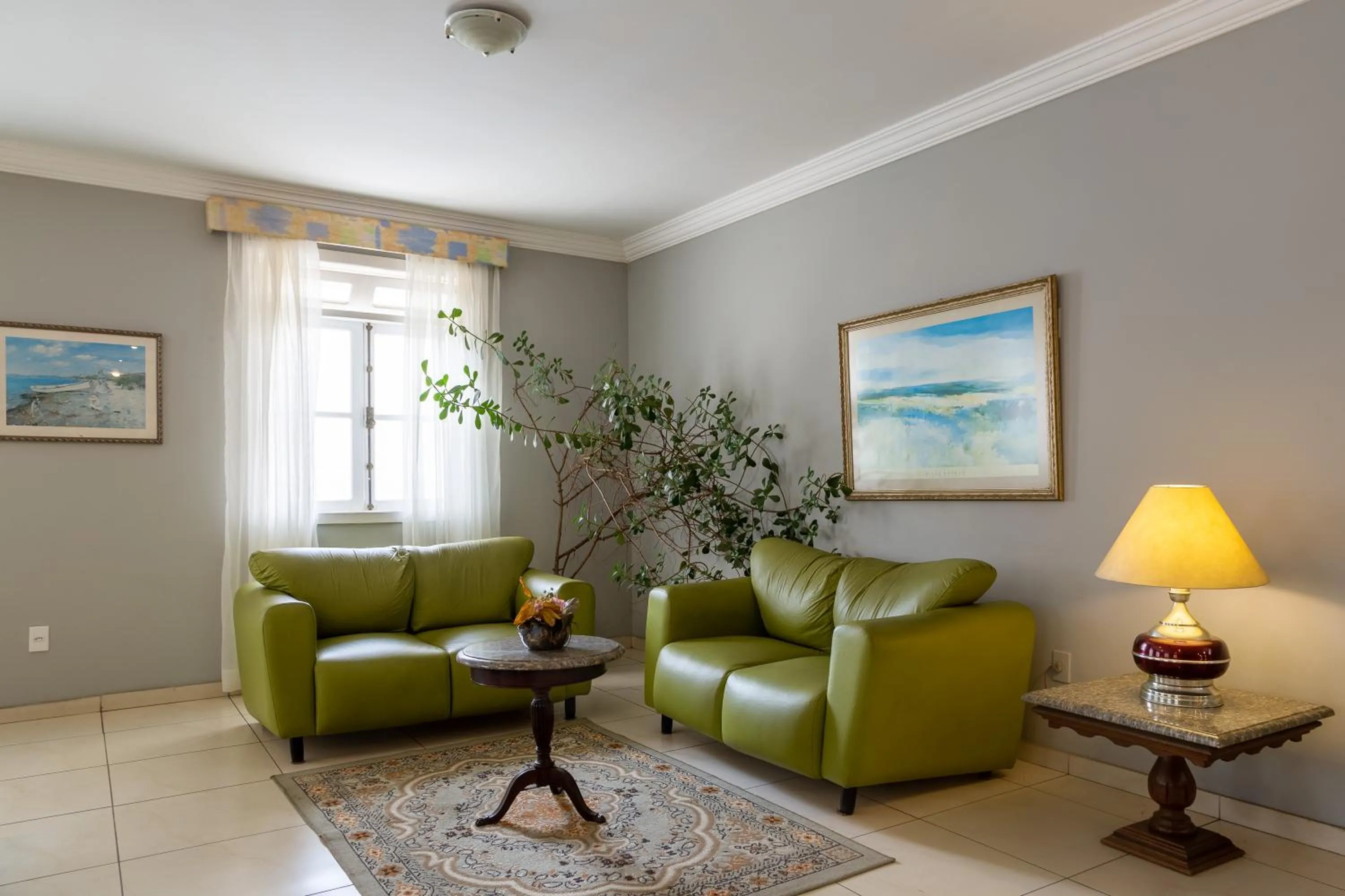 Seating area in Hotel Solaris