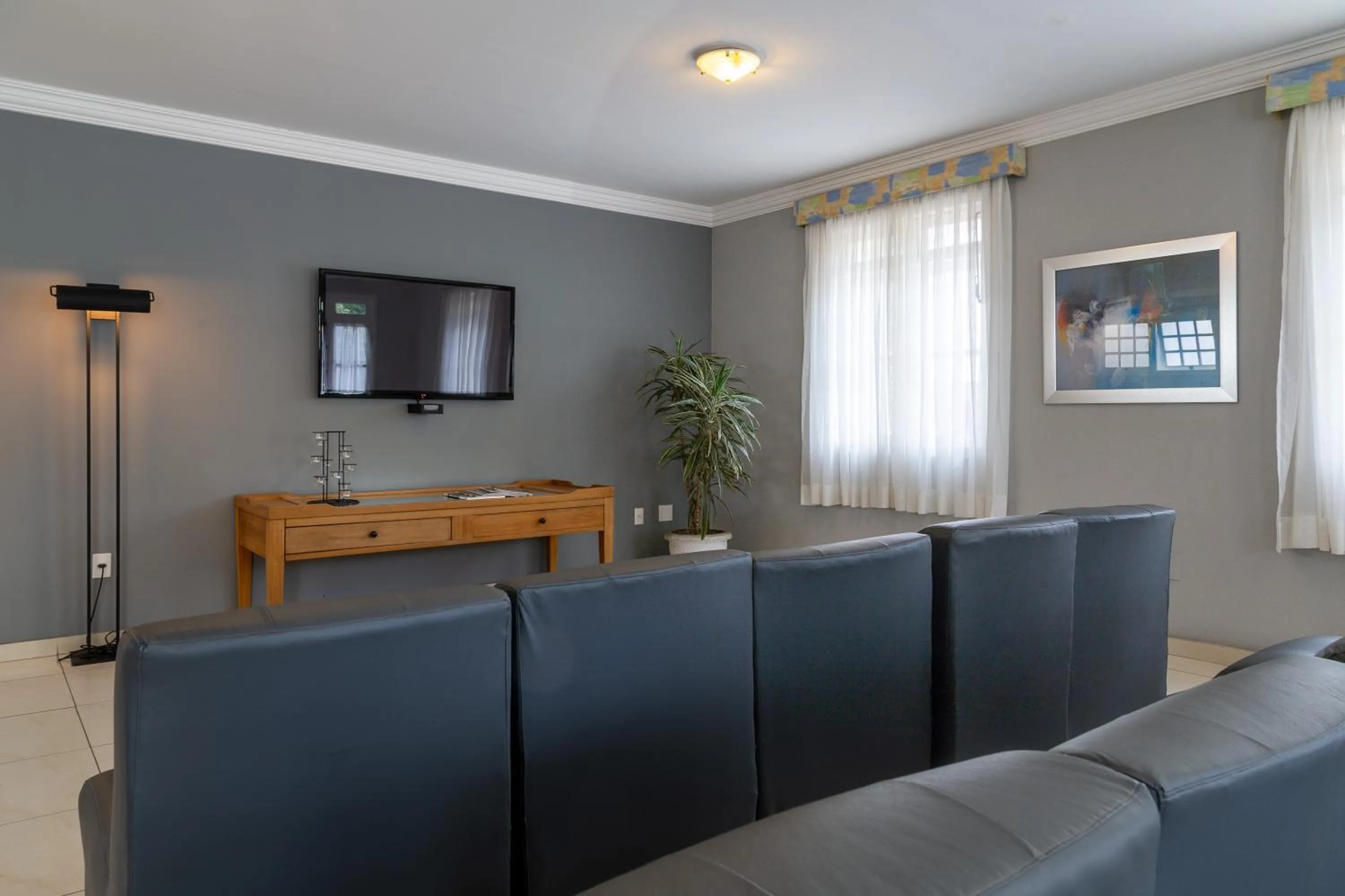 Communal lounge/ TV room in Hotel Solaris