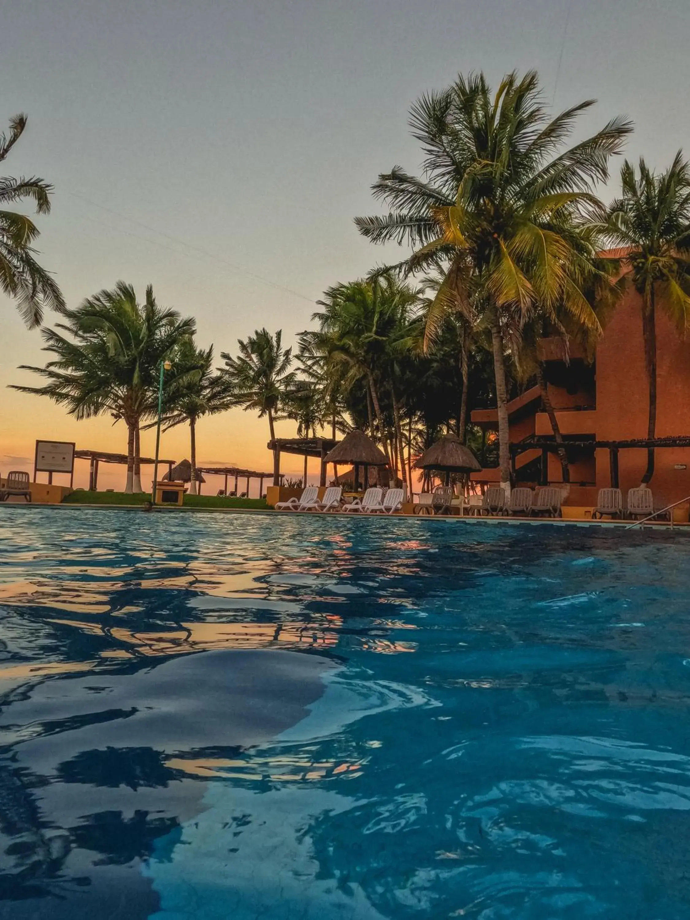 Swimming pool in Reef Yucatán All Inclusive & Convention Center Swimming pool in Reef Yucatán All Inclusive & Convention Center