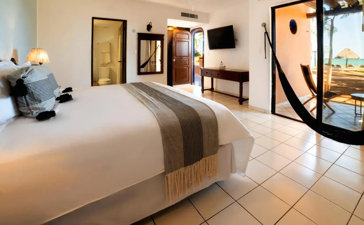Sea view, Bed in Reef Yucatán All Inclusive & Convention Center Sea view, Bed in Reef Yucatán All Inclusive & Convention Center