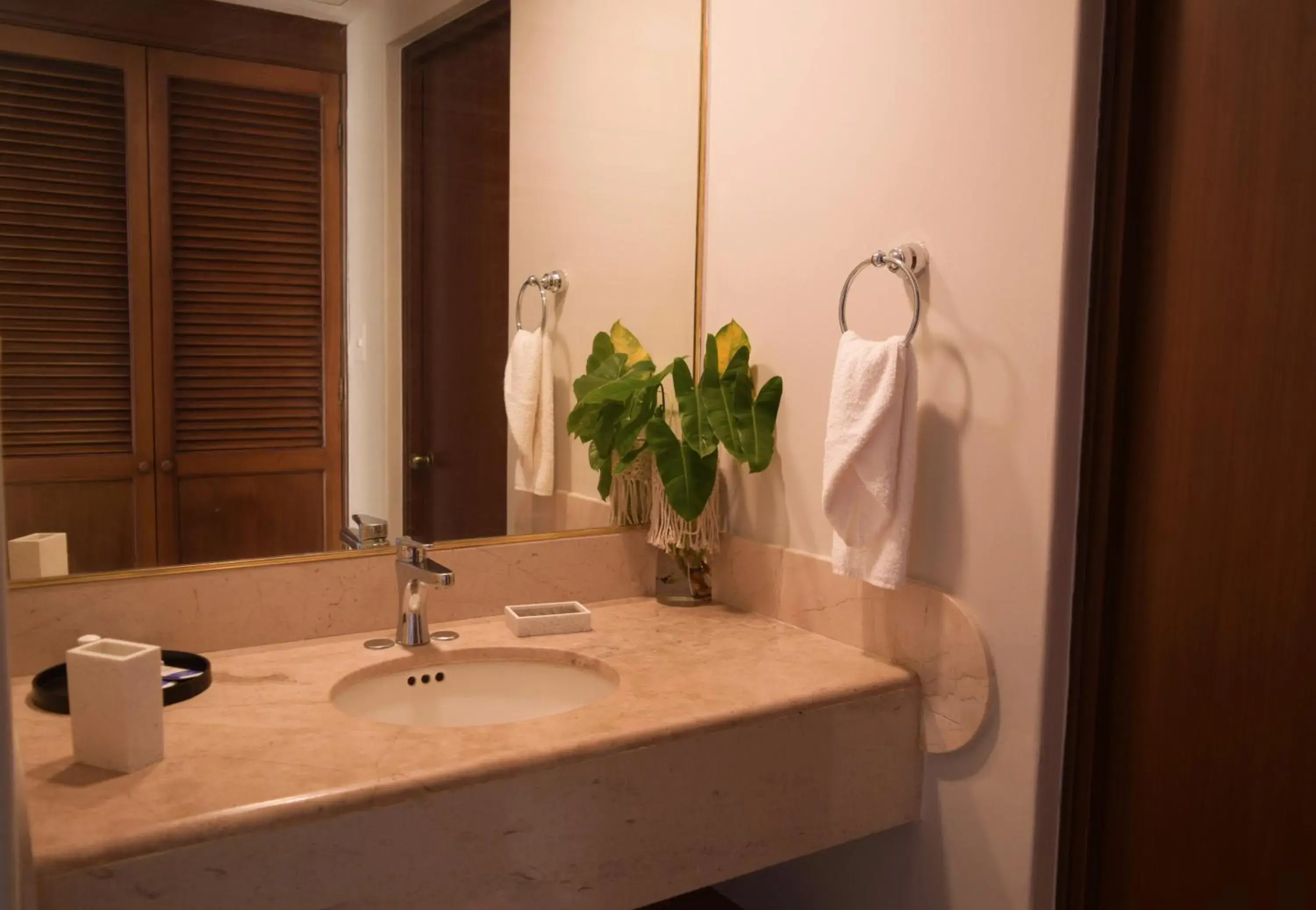 Bathroom in Reef Yucatán All Inclusive & Convention Center Bathroom in Reef Yucatán All Inclusive & Convention Center