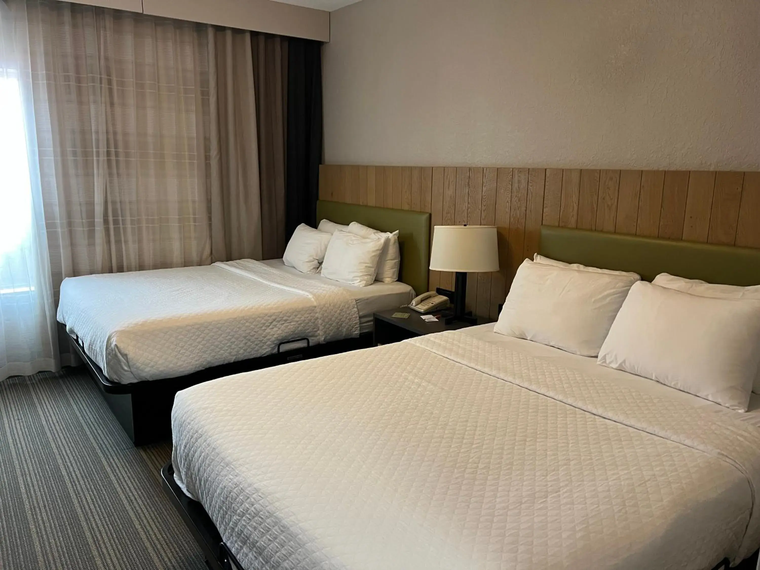 One-Bedroom Suite with Two Queen Beds and Sofa Bed - Non-Smoking in Country Inn & Suites by Radisson, Green Bay East, WI One-Bedroom Suite with Two Queen Beds and Sofa Bed - Non-Smoking in Country Inn & Suites by Radisson, Green Bay East, WI