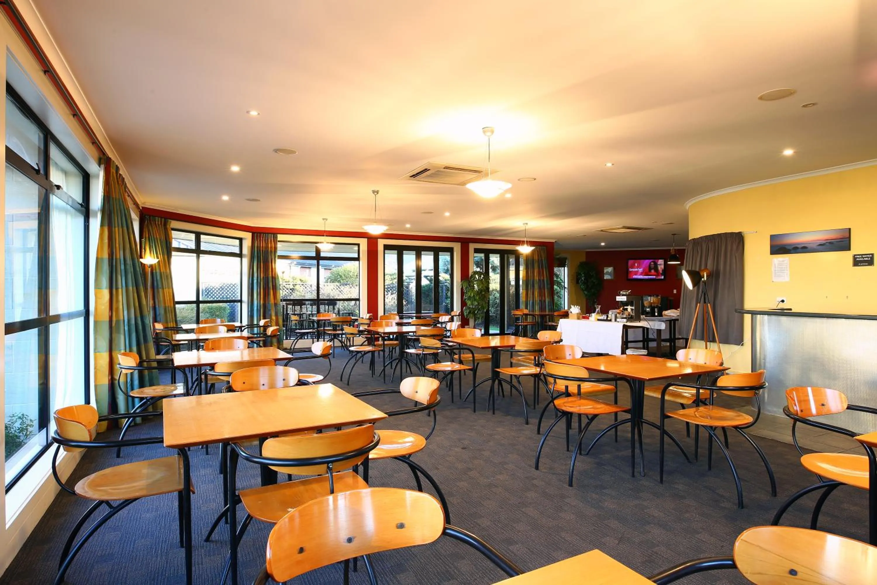 Restaurant/places to eat in Heritage Court Lodge Oamaru