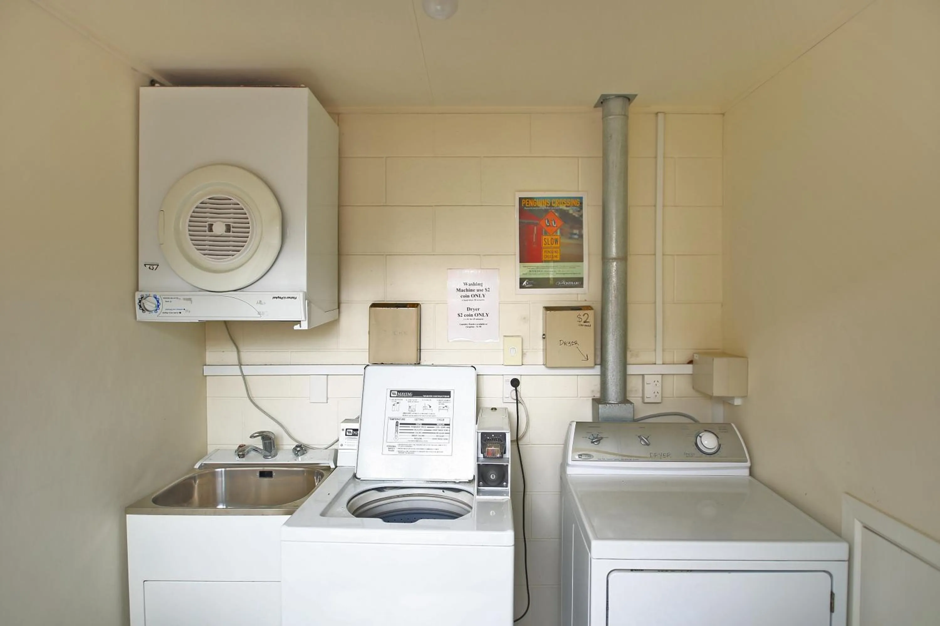 laundry in Heritage Court Lodge Oamaru