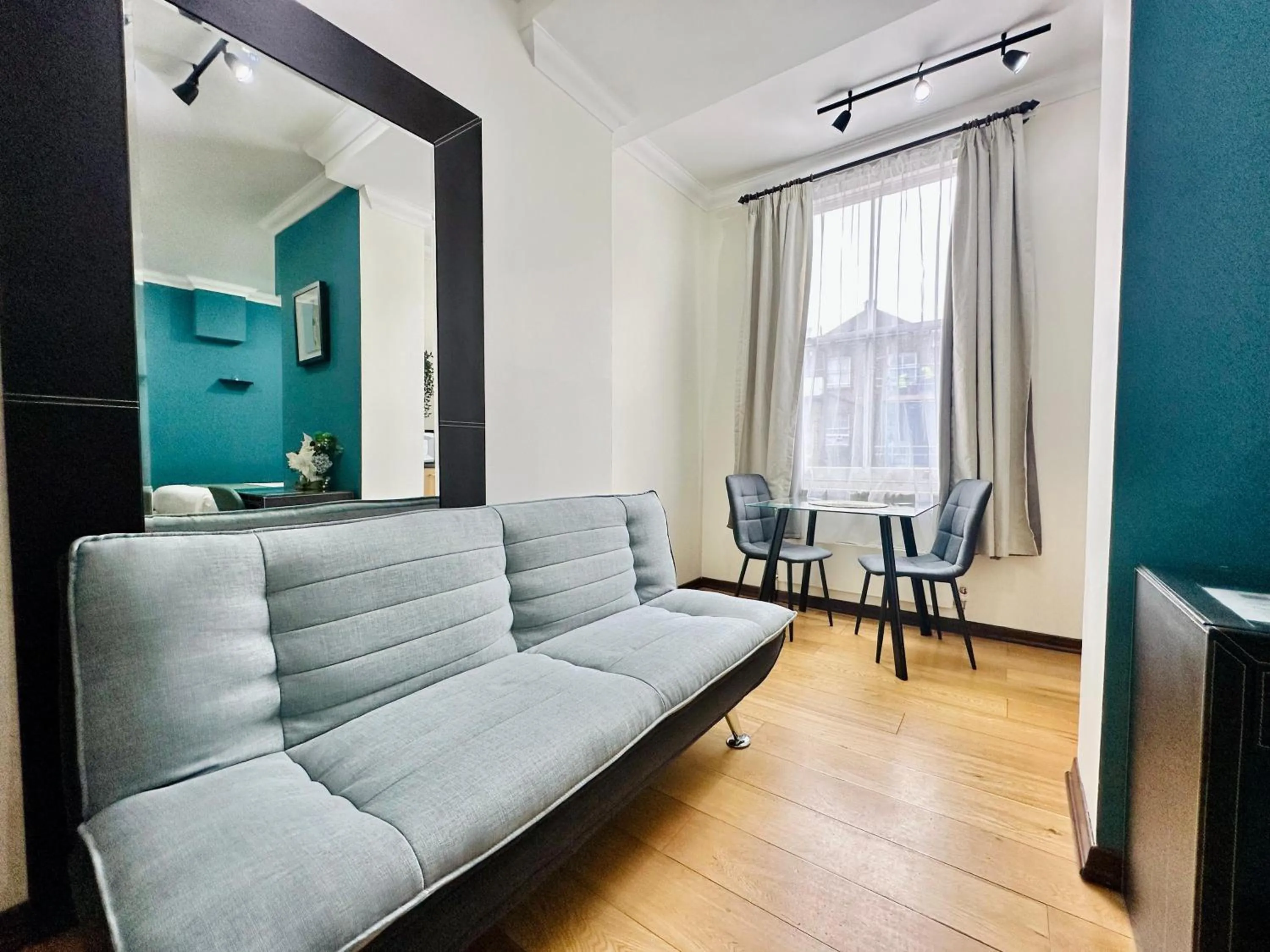 Seating area in The Royale Chulan Hyde Park Hotel