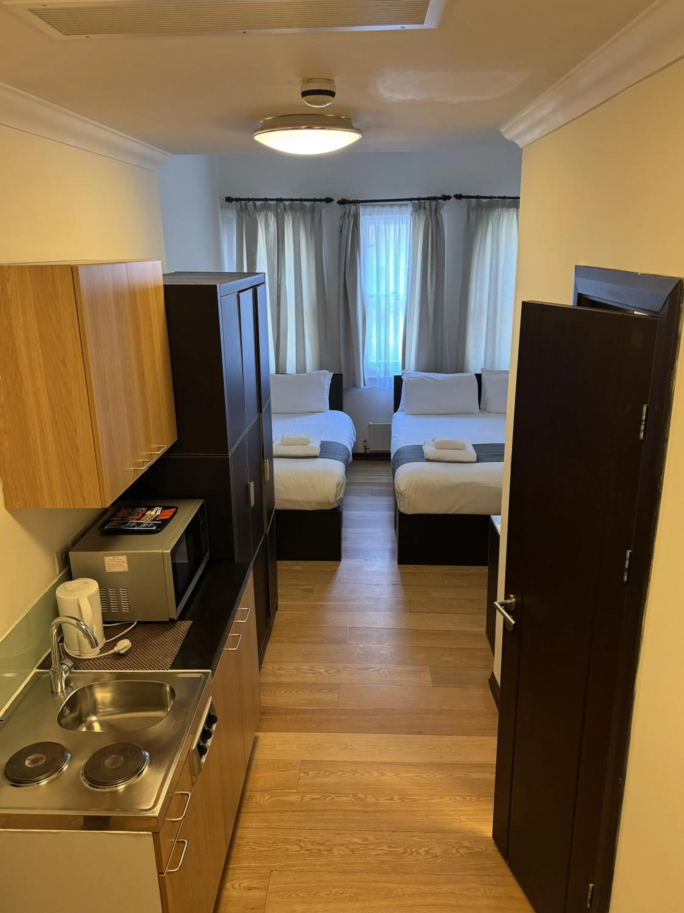 Photo of the whole room, Bed in The Royale Chulan Hyde Park Hotel