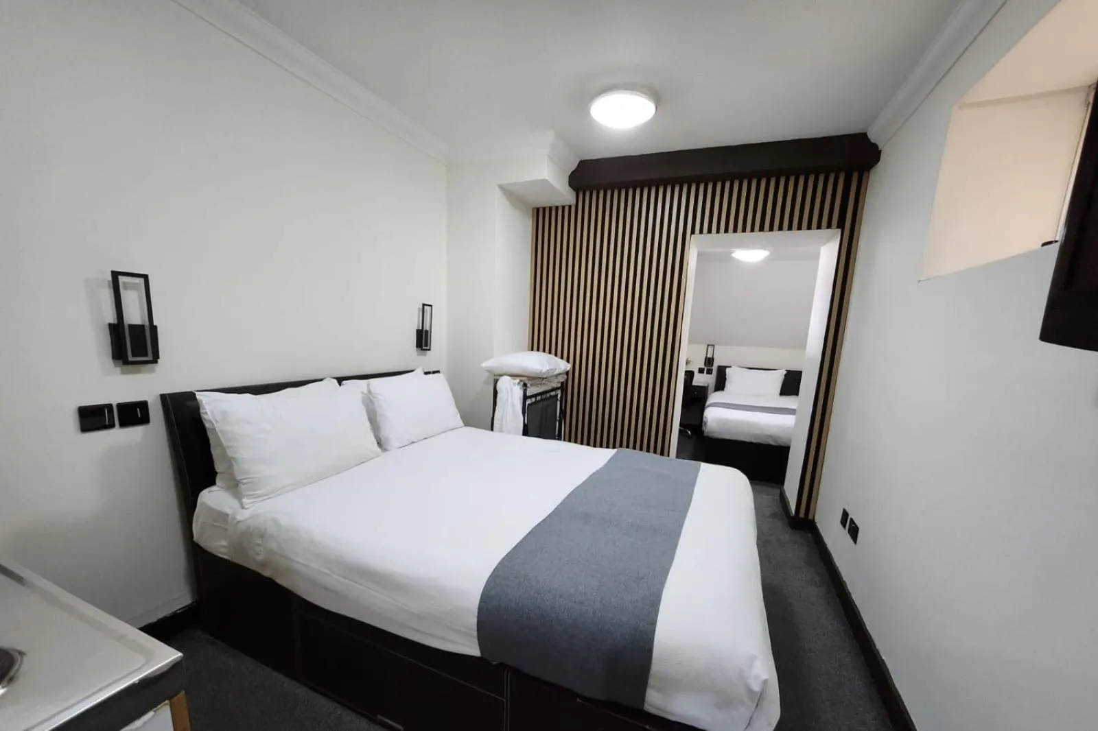 Photo of the whole room, Bed in The Royale Chulan Hyde Park Hotel