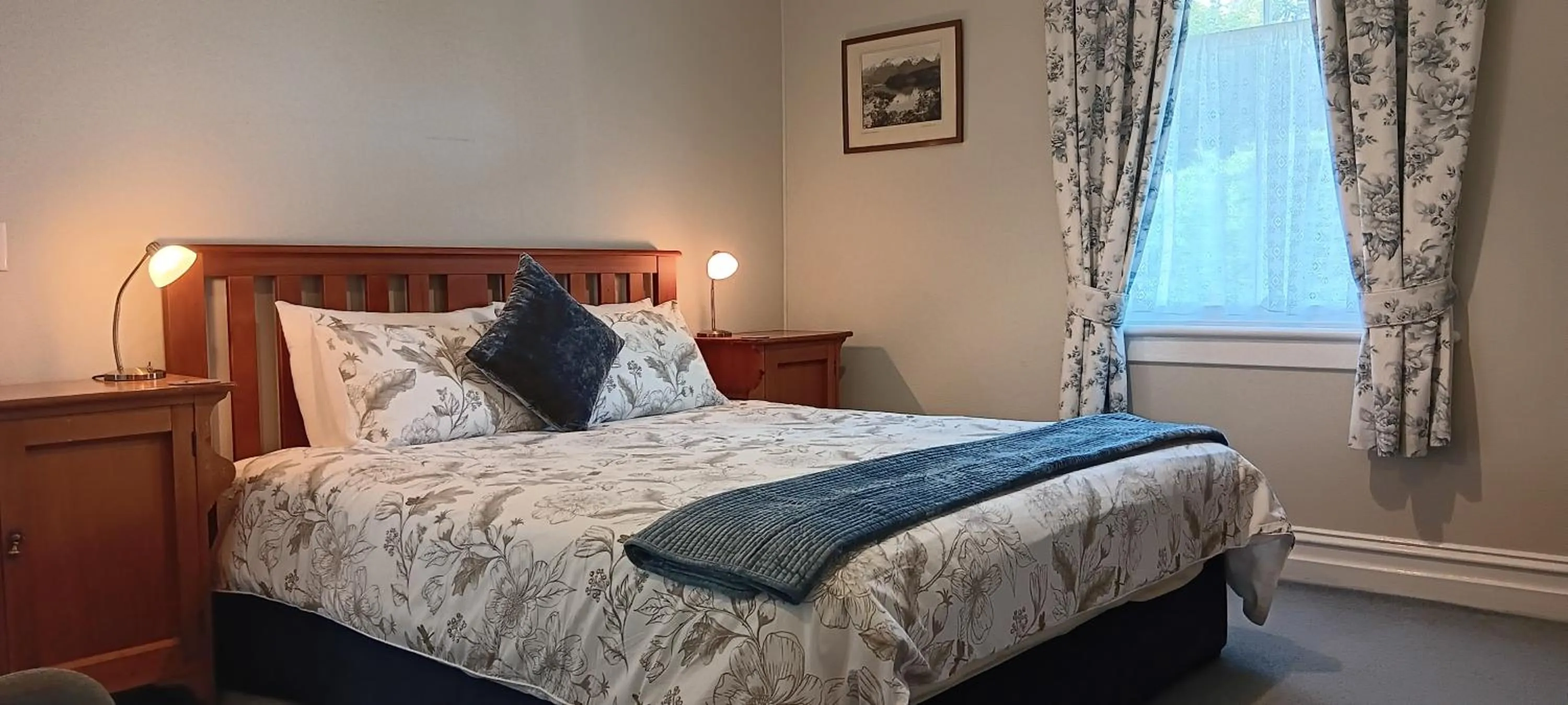 Garden, Bed in Murrells Grand View House