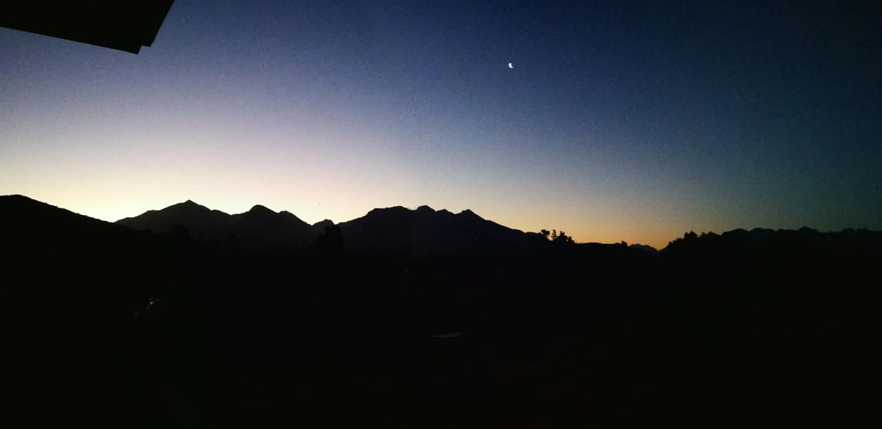 Mountain view in Murrells Grand View House