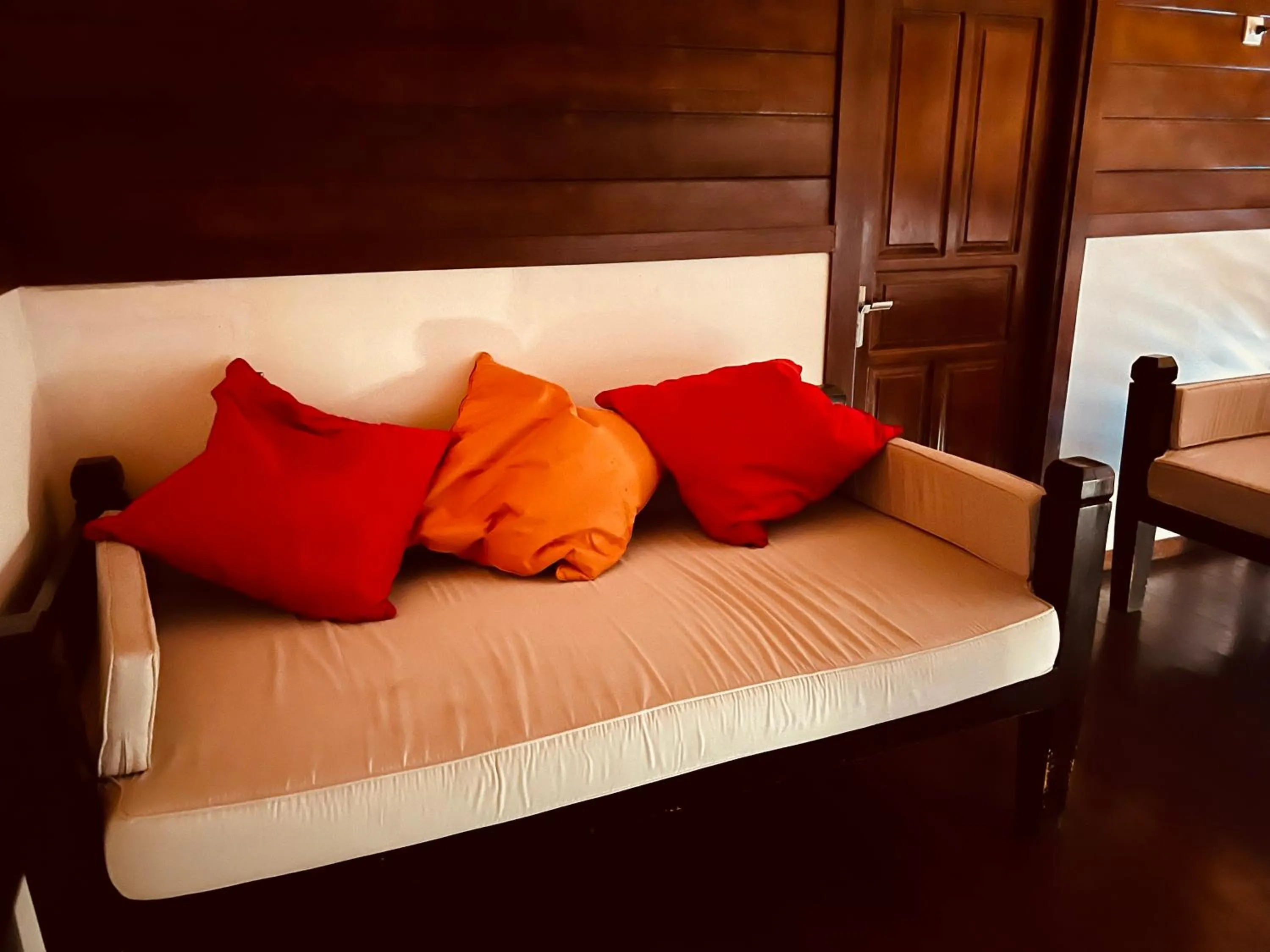 Property building, Bed in Villa Teman