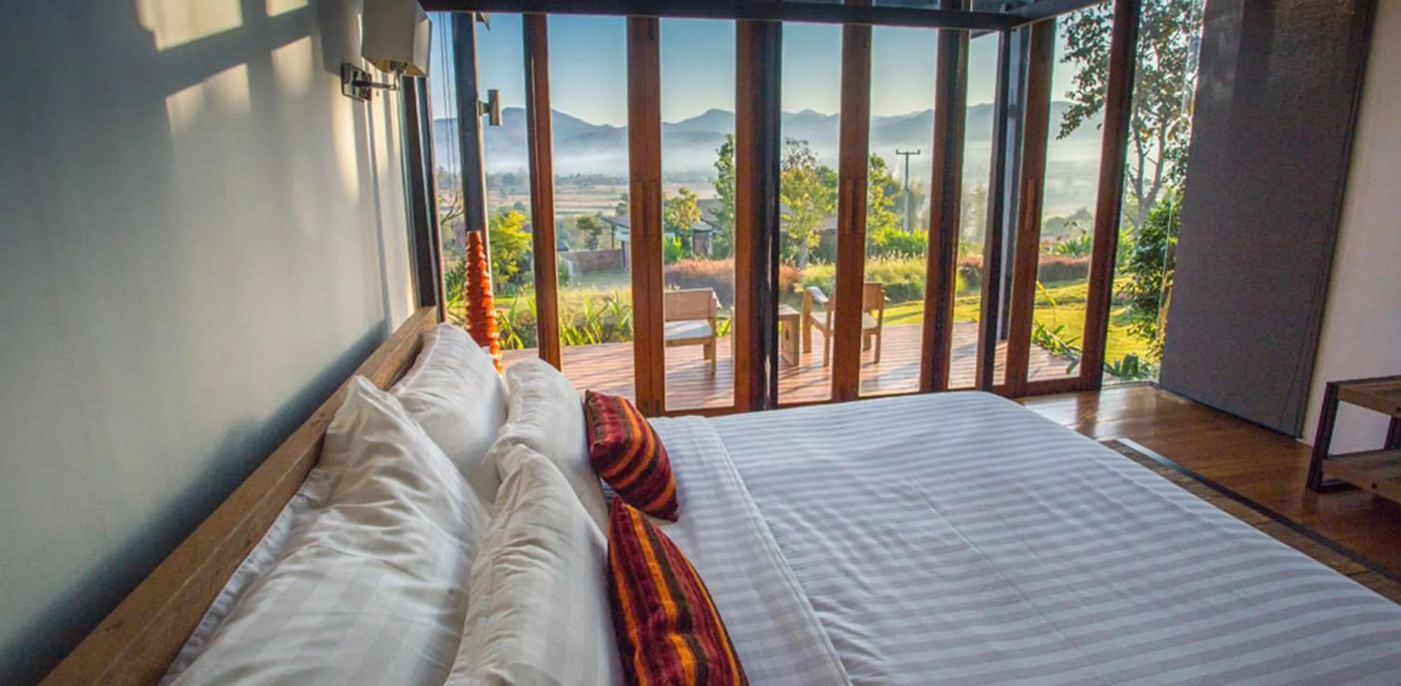 Bed in Puripai Villa