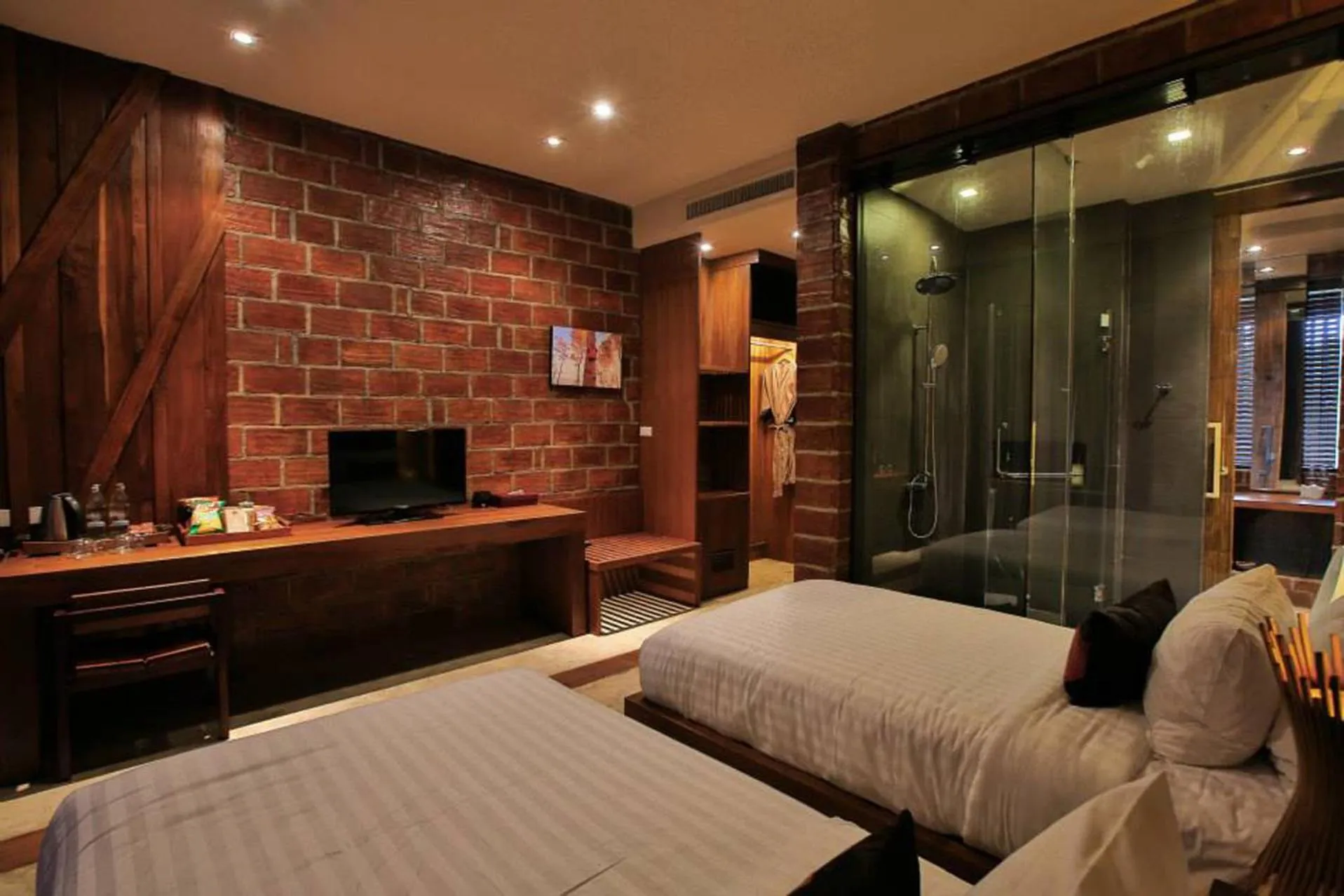 TV and multimedia, Bed in Puripai Villa