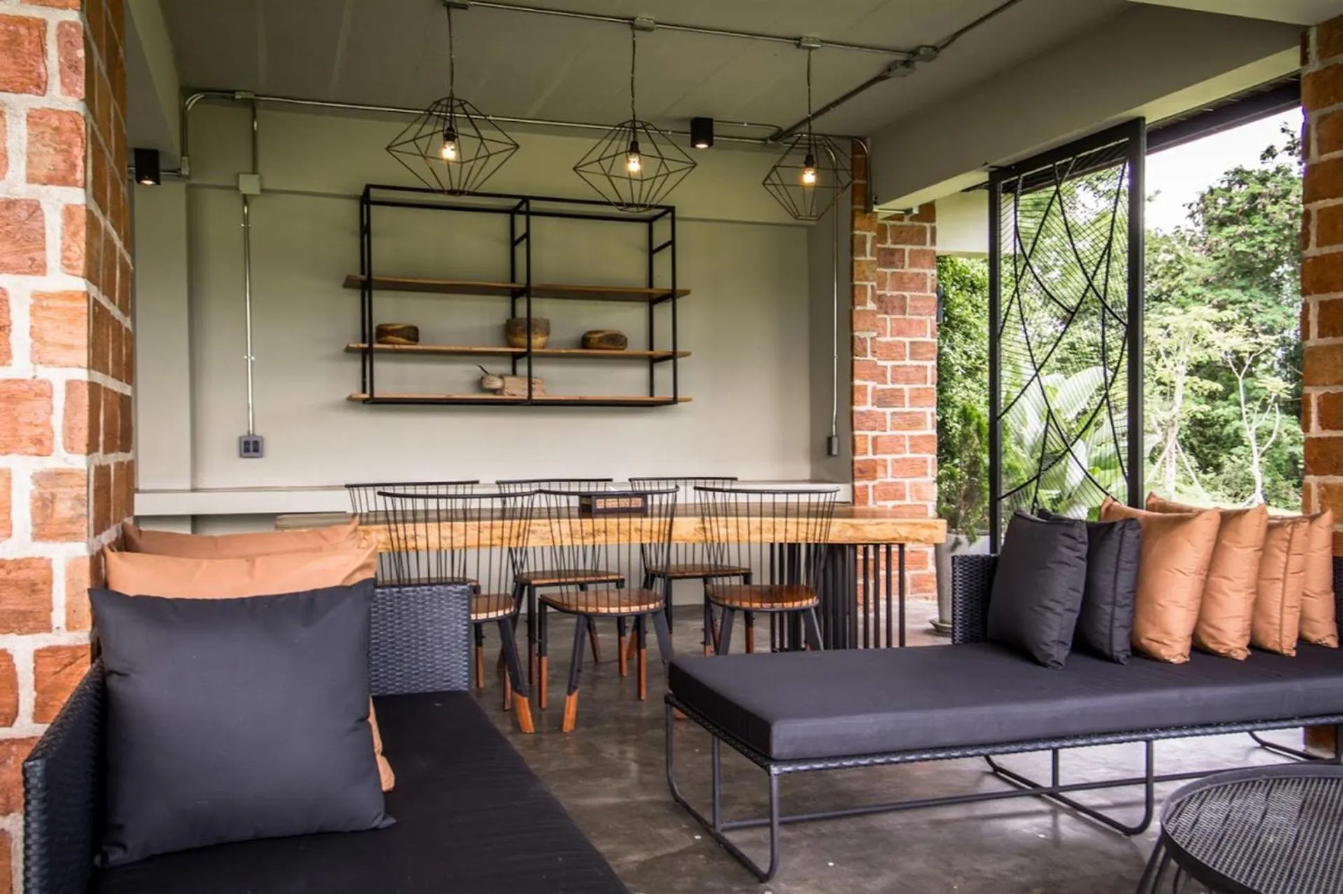 Dining area in Puripai Villa