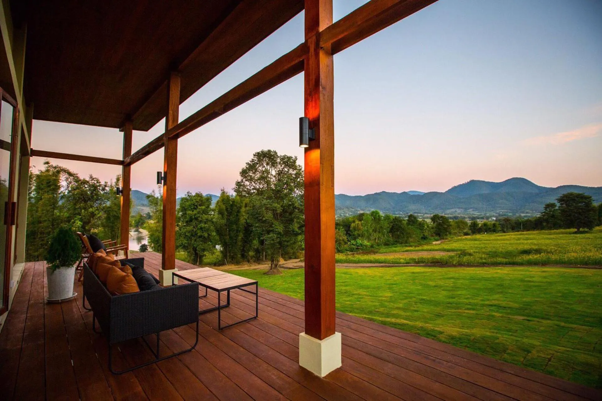 Mountain view in Puripai Villa