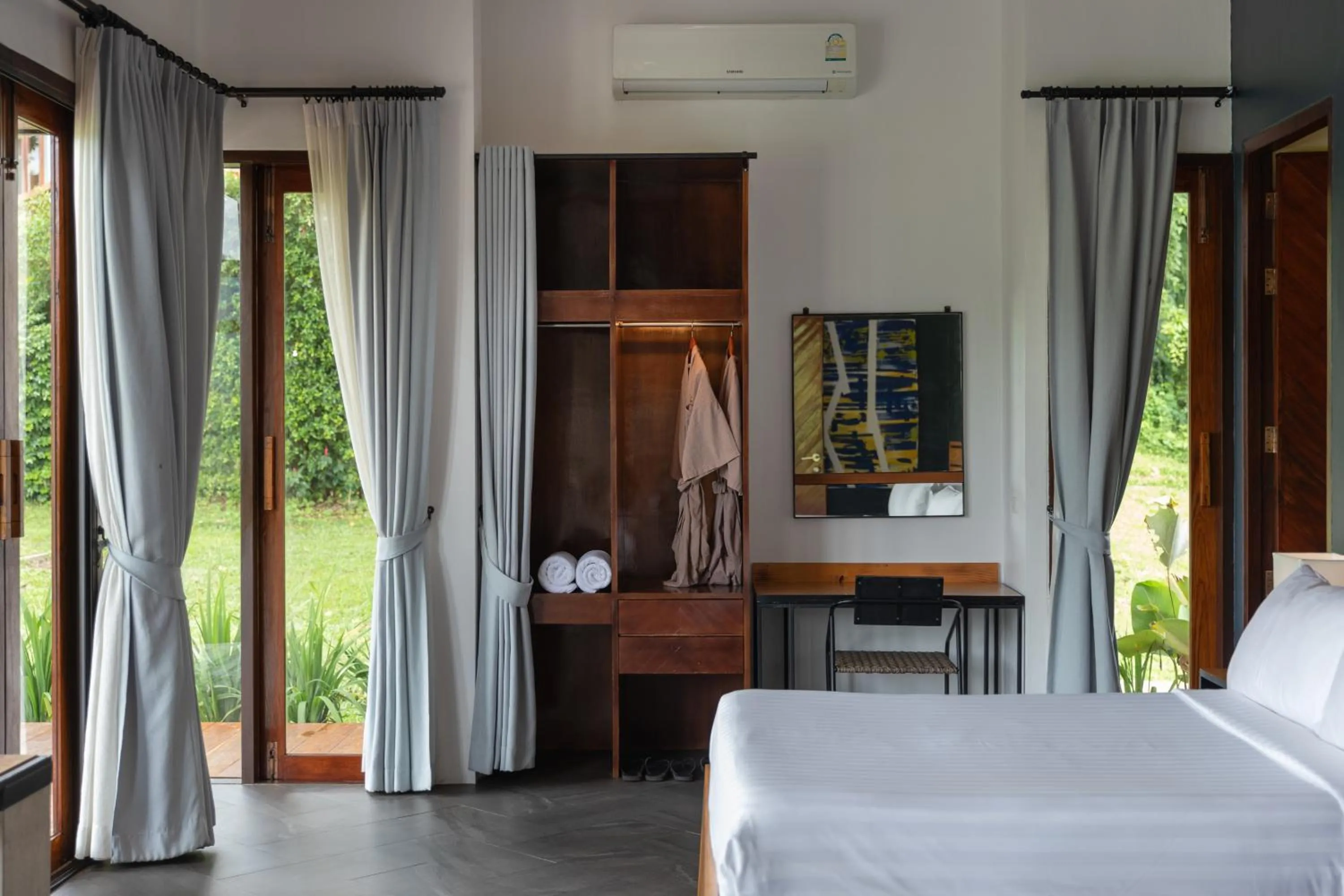 Bedroom, Bed in Puripai Villa