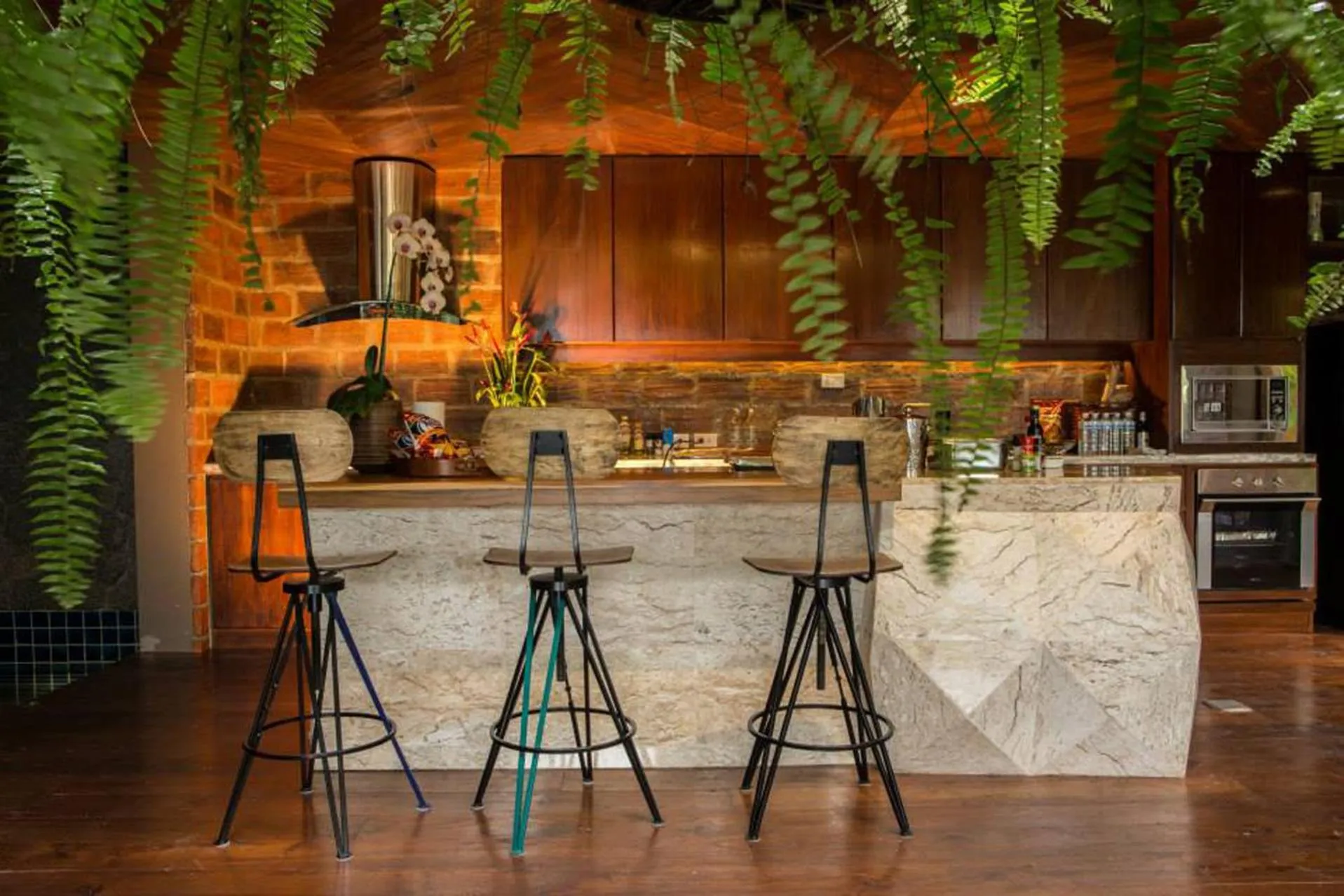 Drinks in Puripai Villa