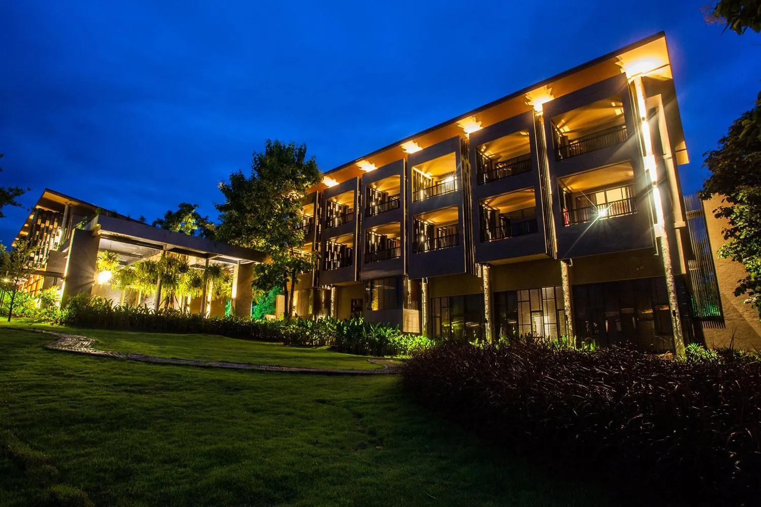 Property building in Puripai Villa