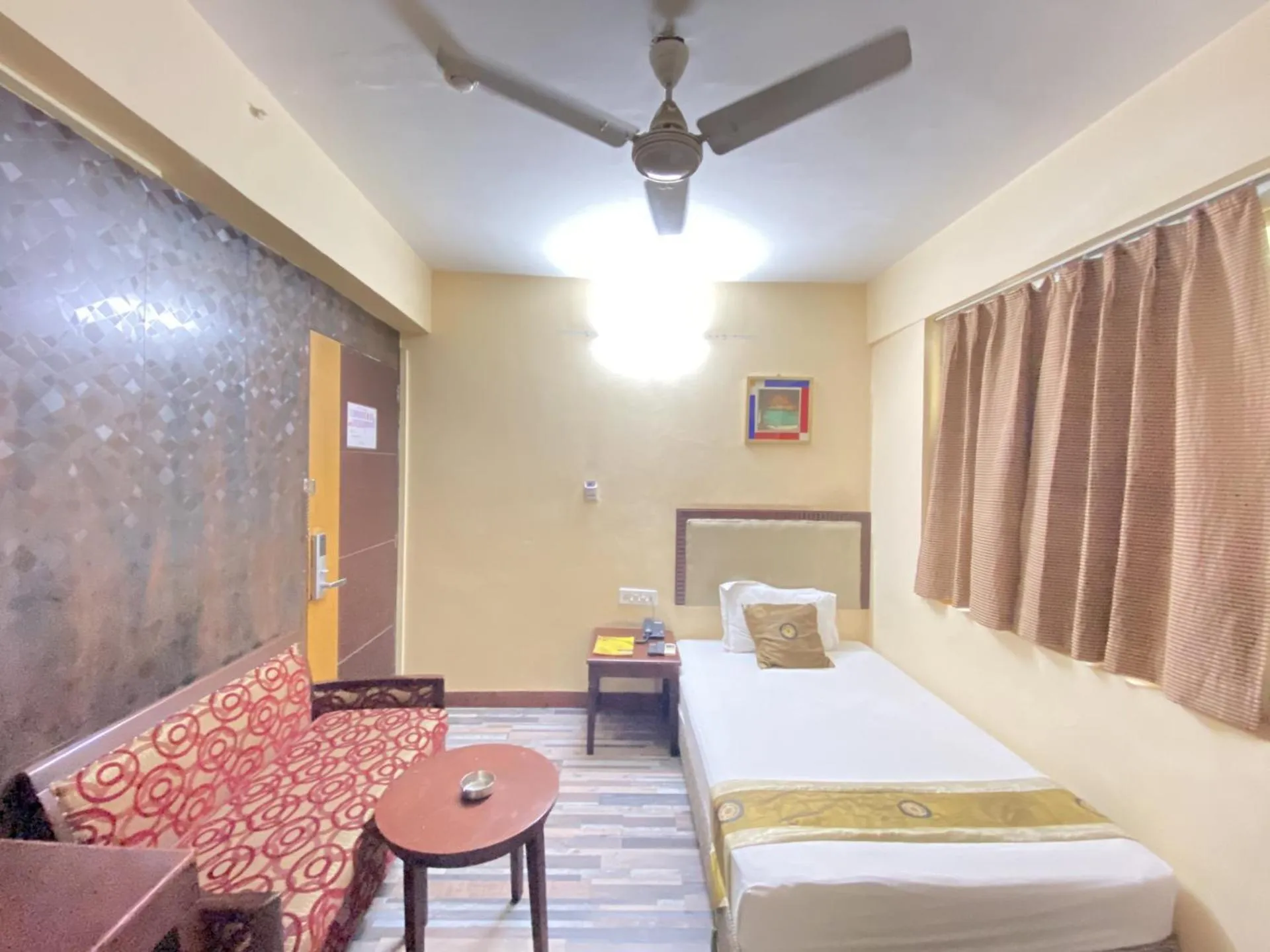 Bed in Astoria Hotel