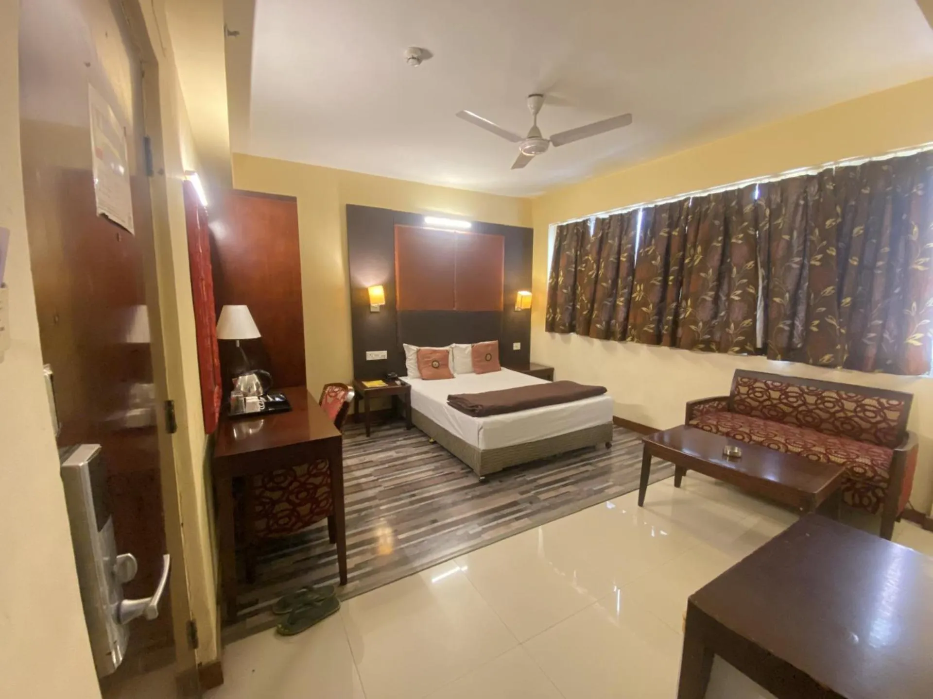 Bed in Astoria Hotel