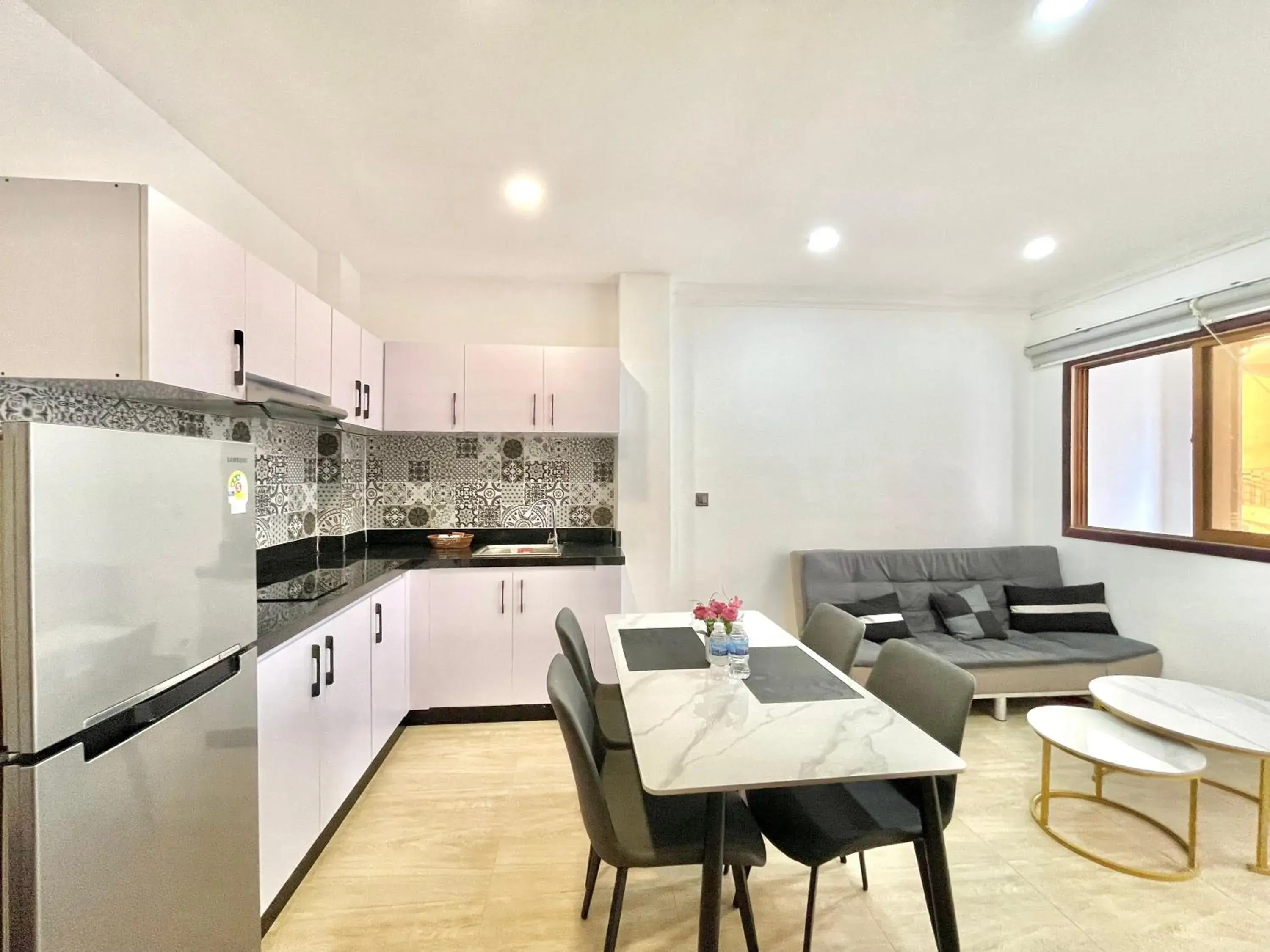 Studio with Balcony in RS Guesthouse Studio with Balcony in RS Guesthouse