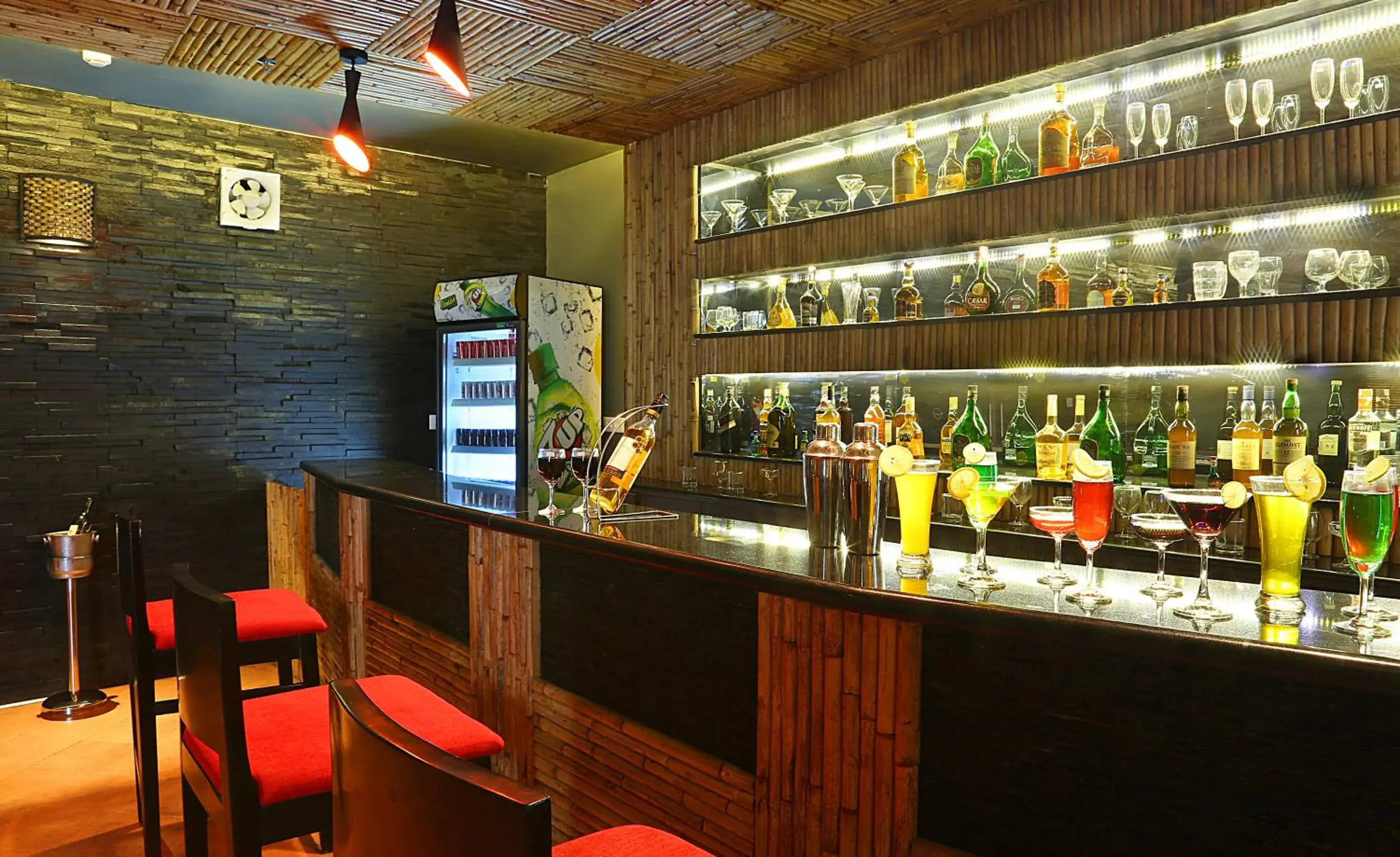 Lounge or bar in Vythiri Village Lounge or bar in Vythiri Village
