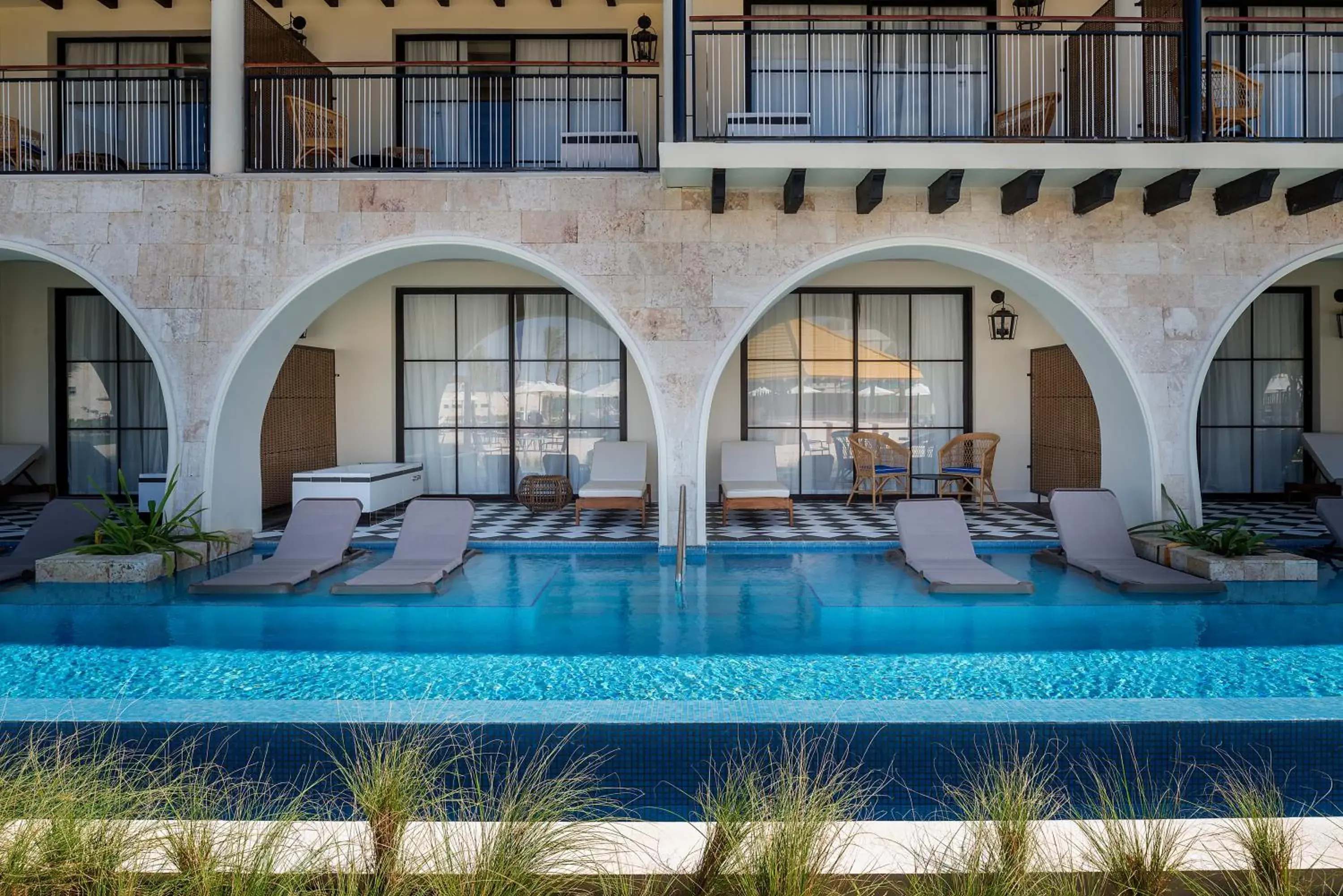 Privilege Master Swim Up Single - single occupancy in Ocean el Faro Resort - All Inclusive Privilege Master Swim Up Single - single occupancy in Ocean el Faro Resort - All Inclusive