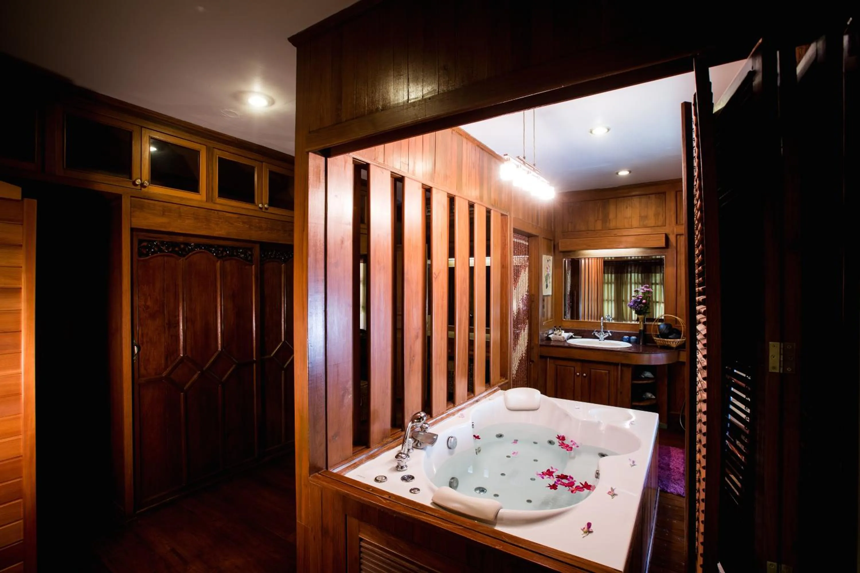 Bathroom in Ruen Come In