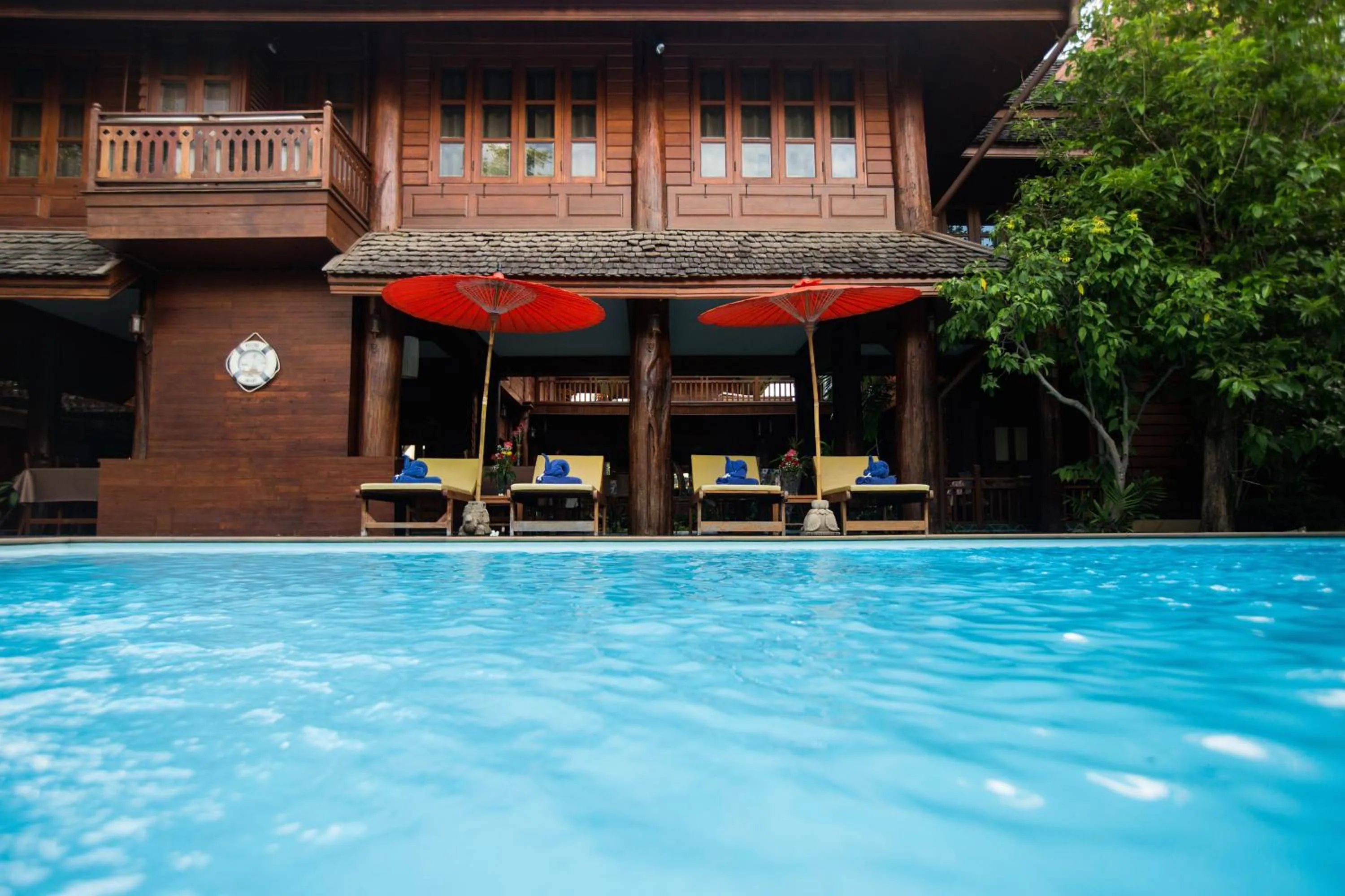 Area and facilities in Ruen Come In