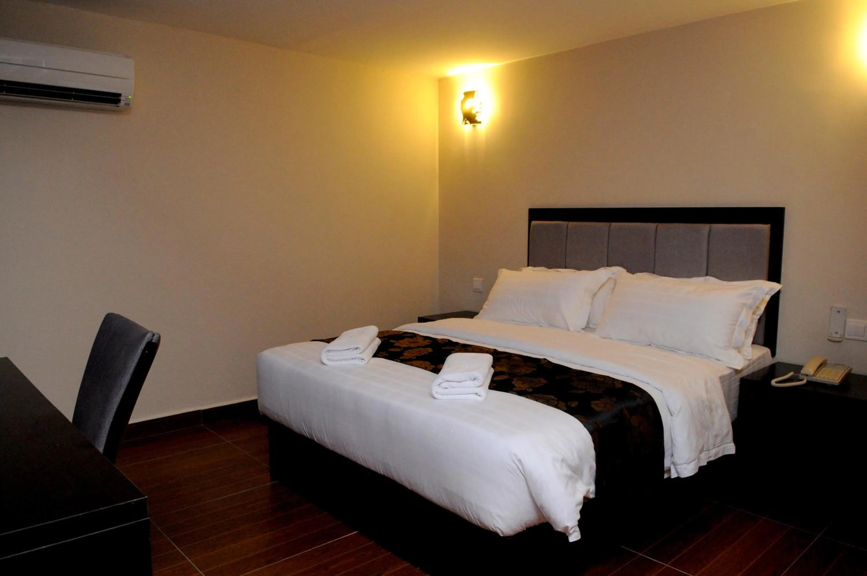 Bed in KK Waterfront Hotel