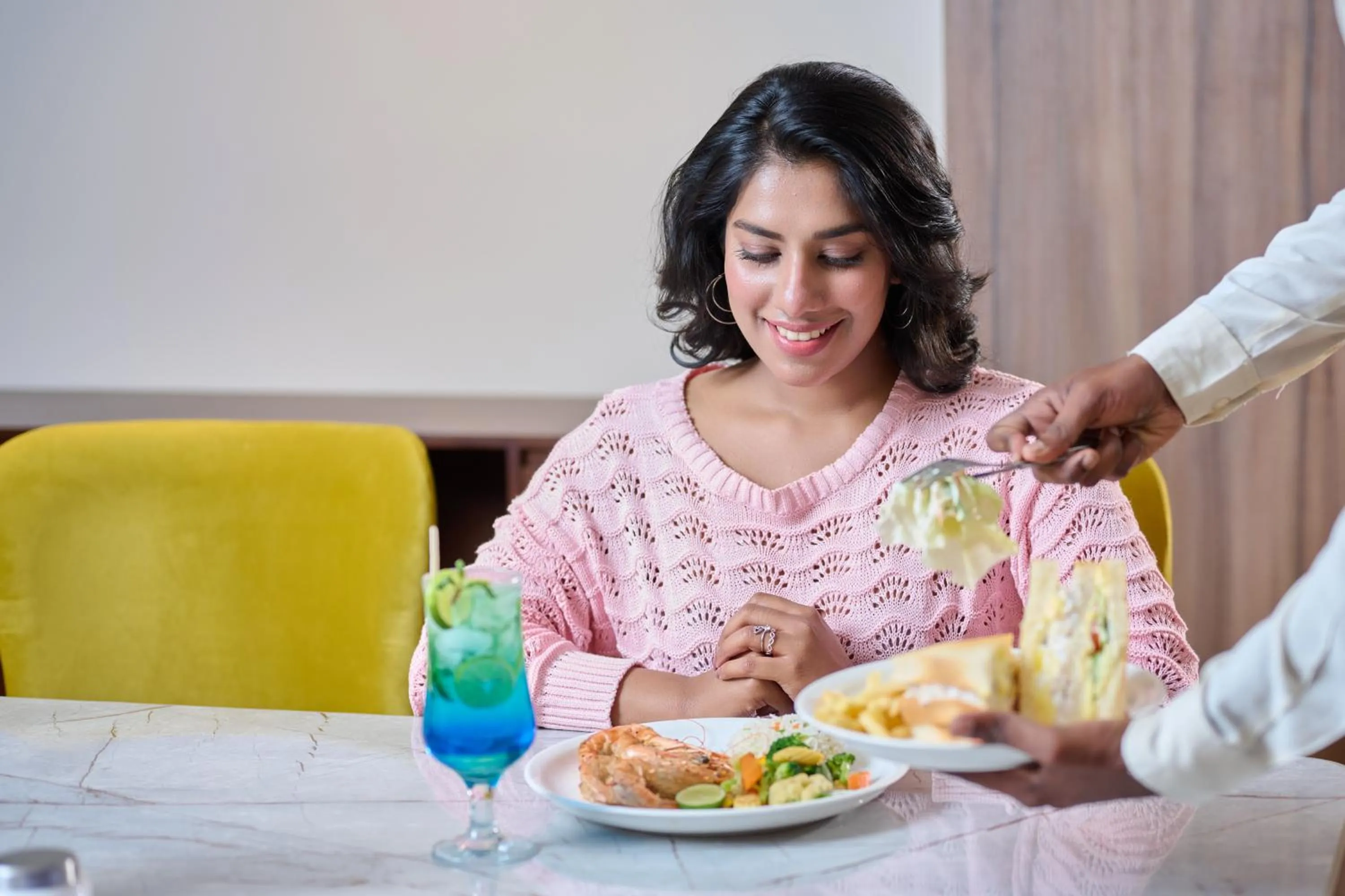 Food and drinks in Flora Airport Hotel and Convention Centre Kochi