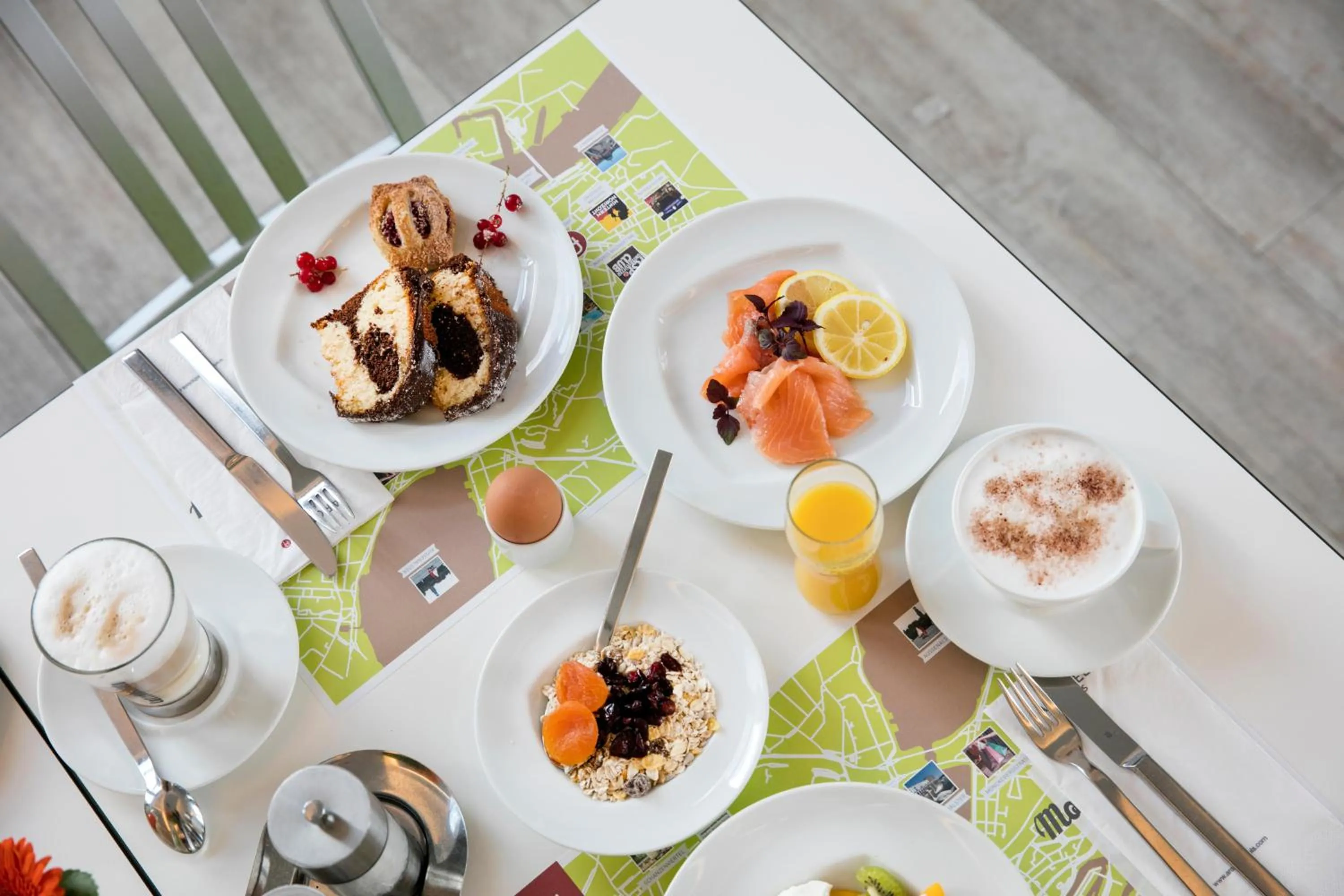 Restaurant/places to eat in ARCOTEL Onyx Hamburg