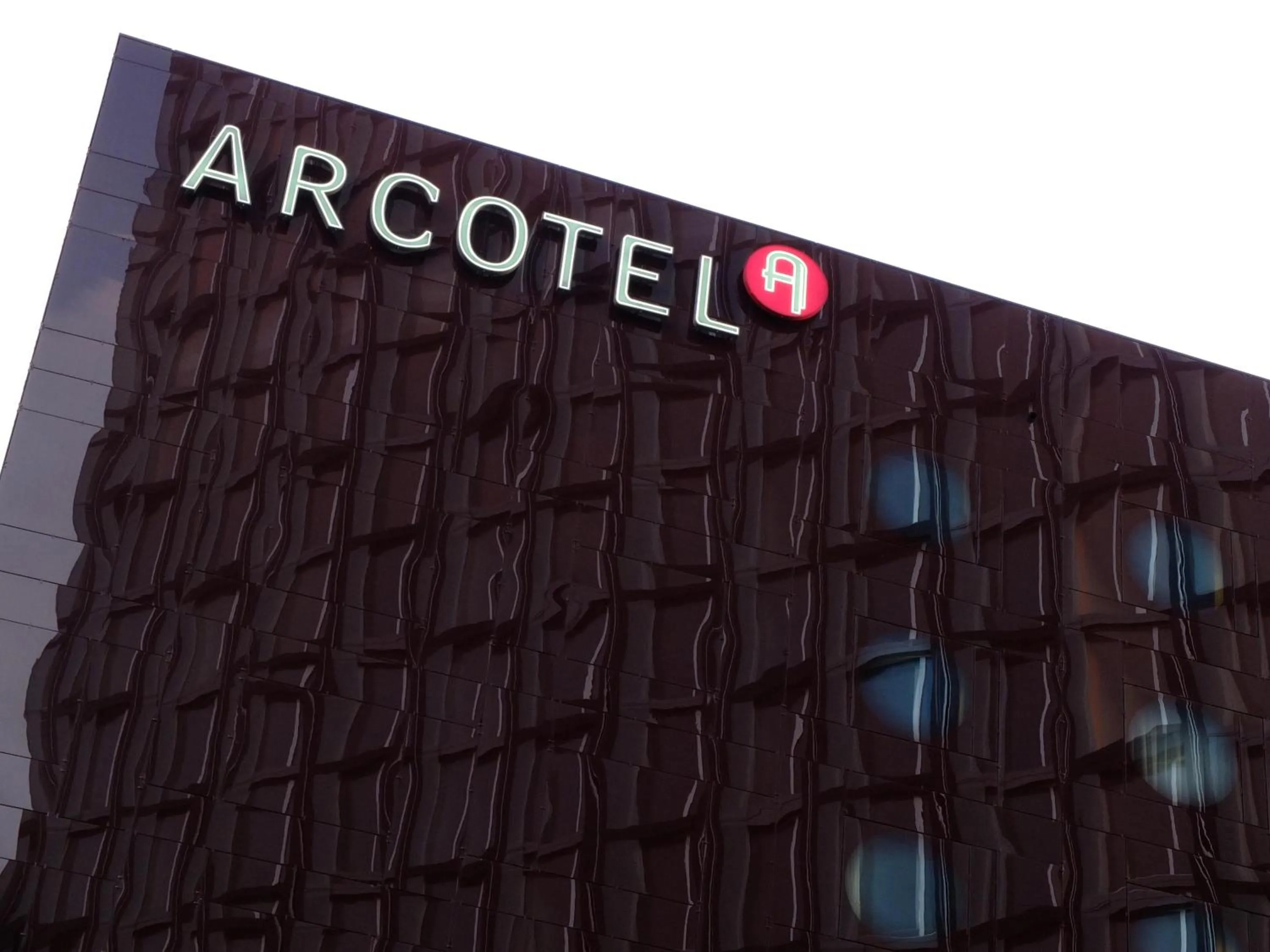 Property building in ARCOTEL Onyx Hamburg