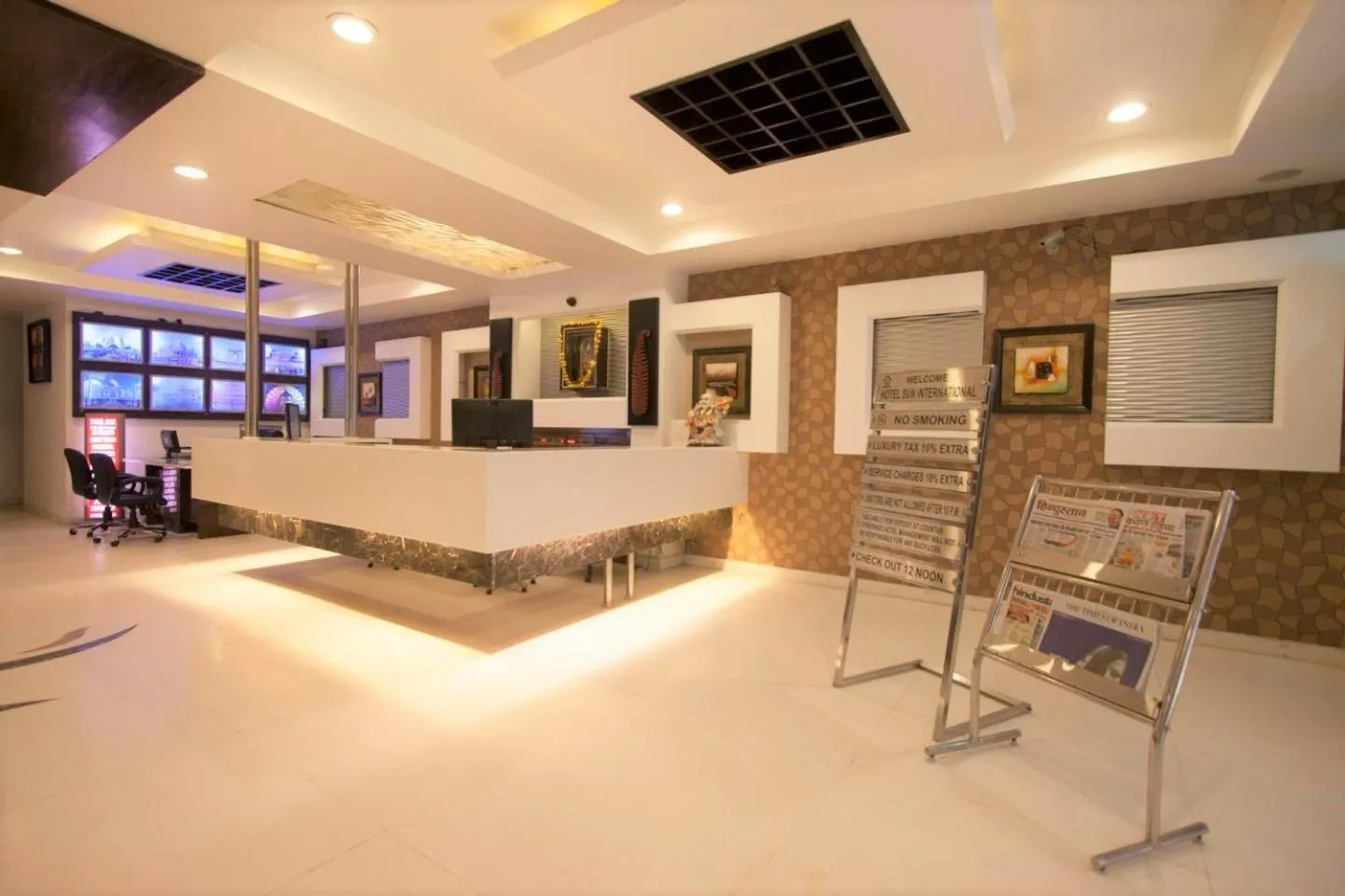 Lobby or reception in Hotel Sun International