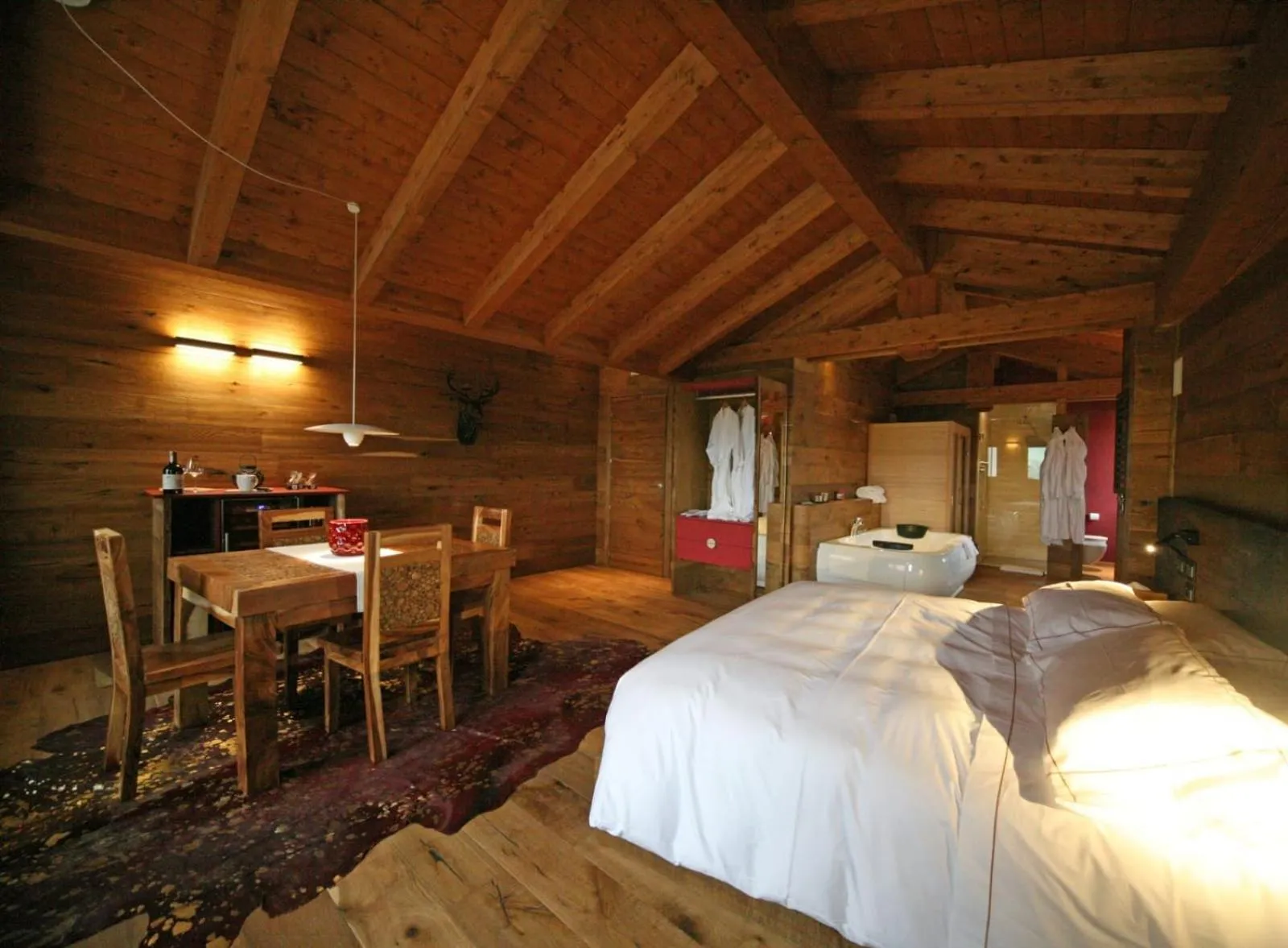 Photo of the whole room, Bed in Locanda Sensi