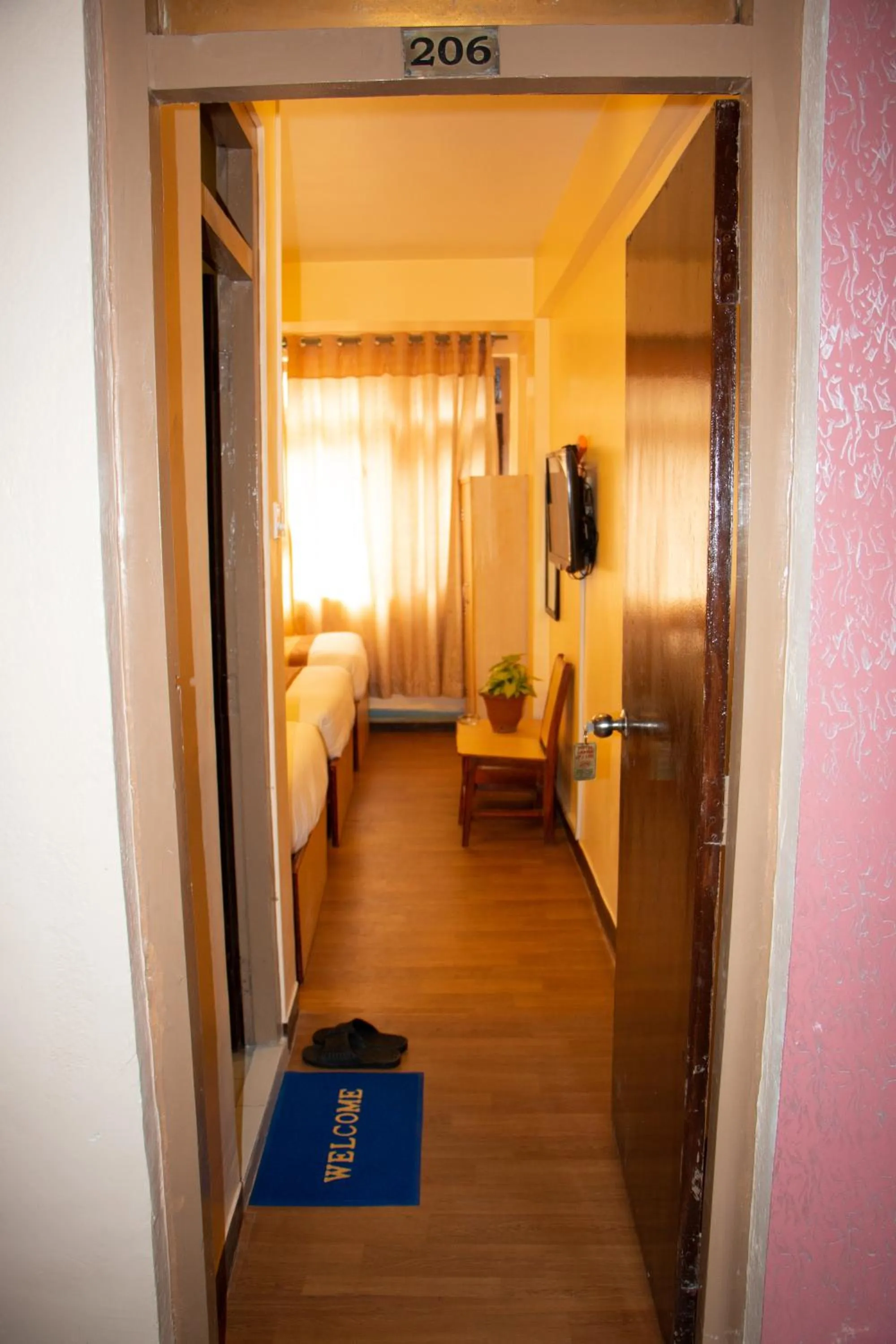 TV and multimedia, Bed in Hotel Lapha